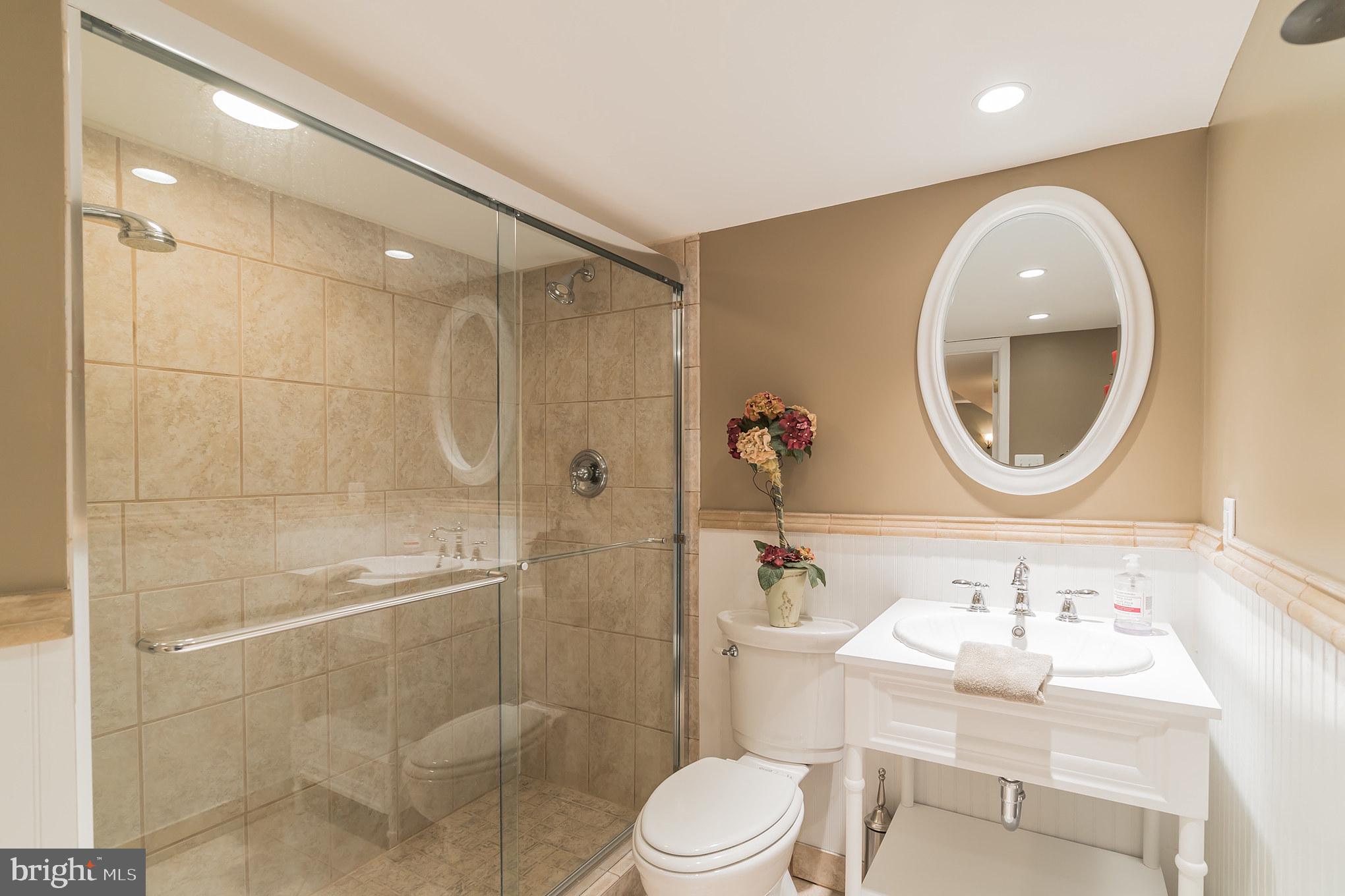 DEVONSHIRE - Residential