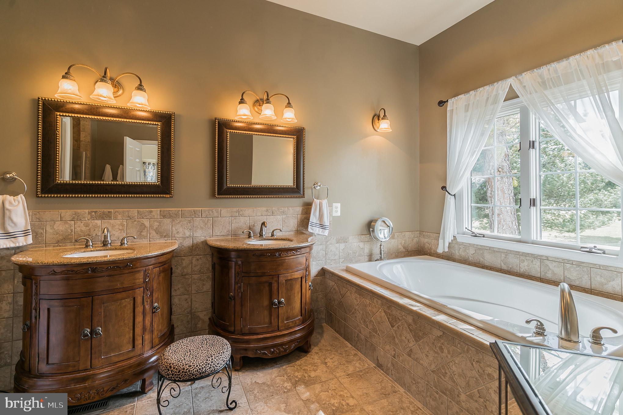 DEVONSHIRE - Residential