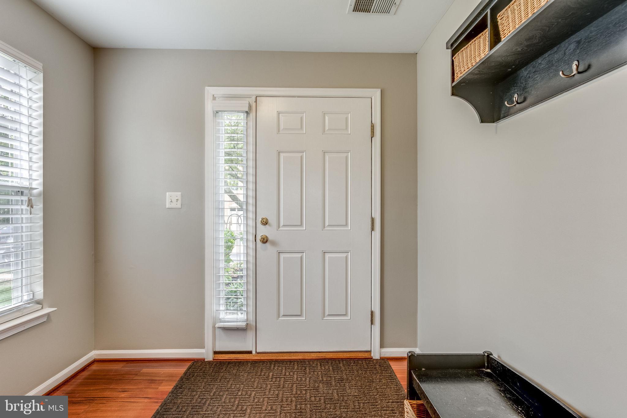 ASHBURN VILLAGE - Residential Lease