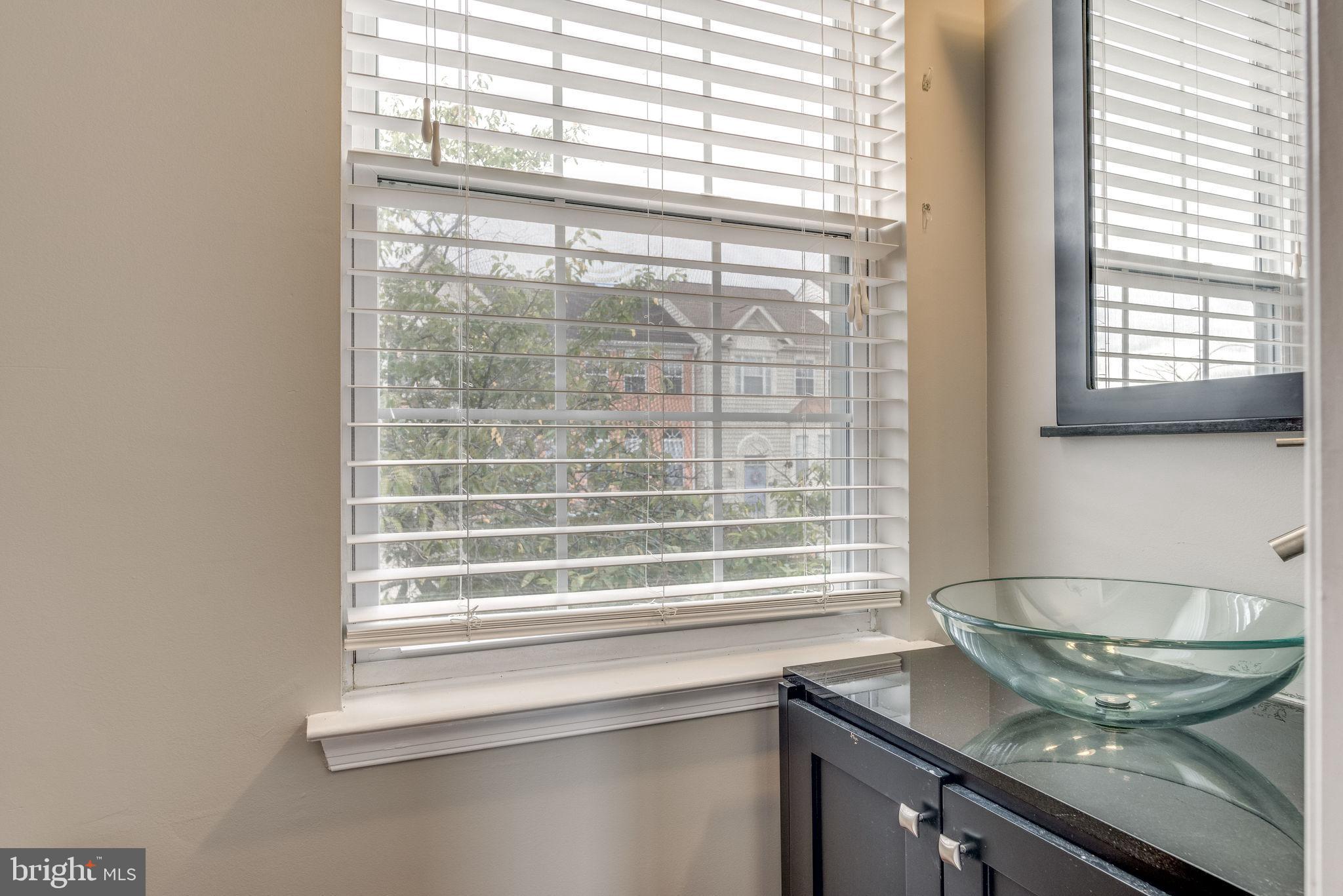 ASHBURN VILLAGE - Residential Lease