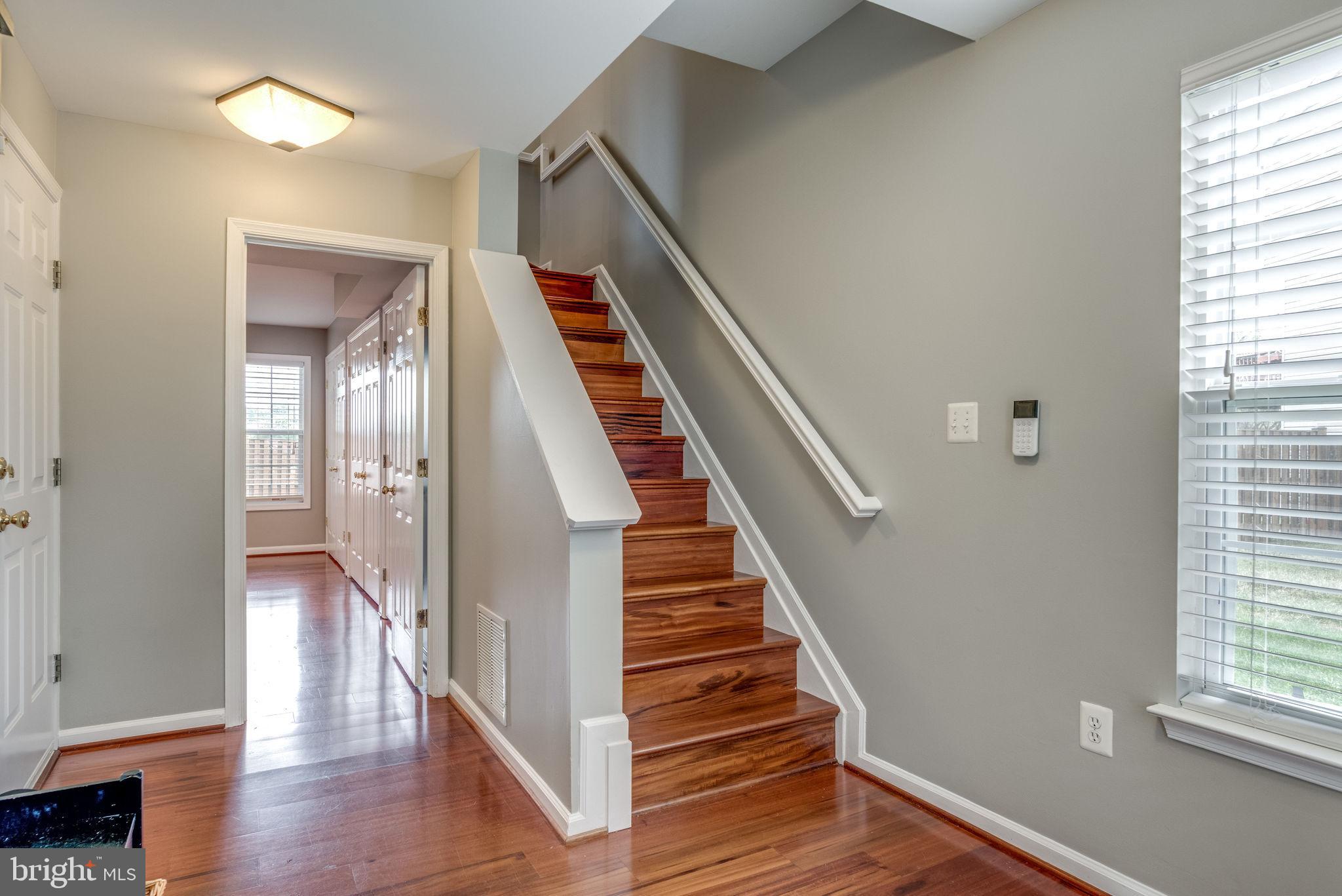 ASHBURN VILLAGE - Residential Lease