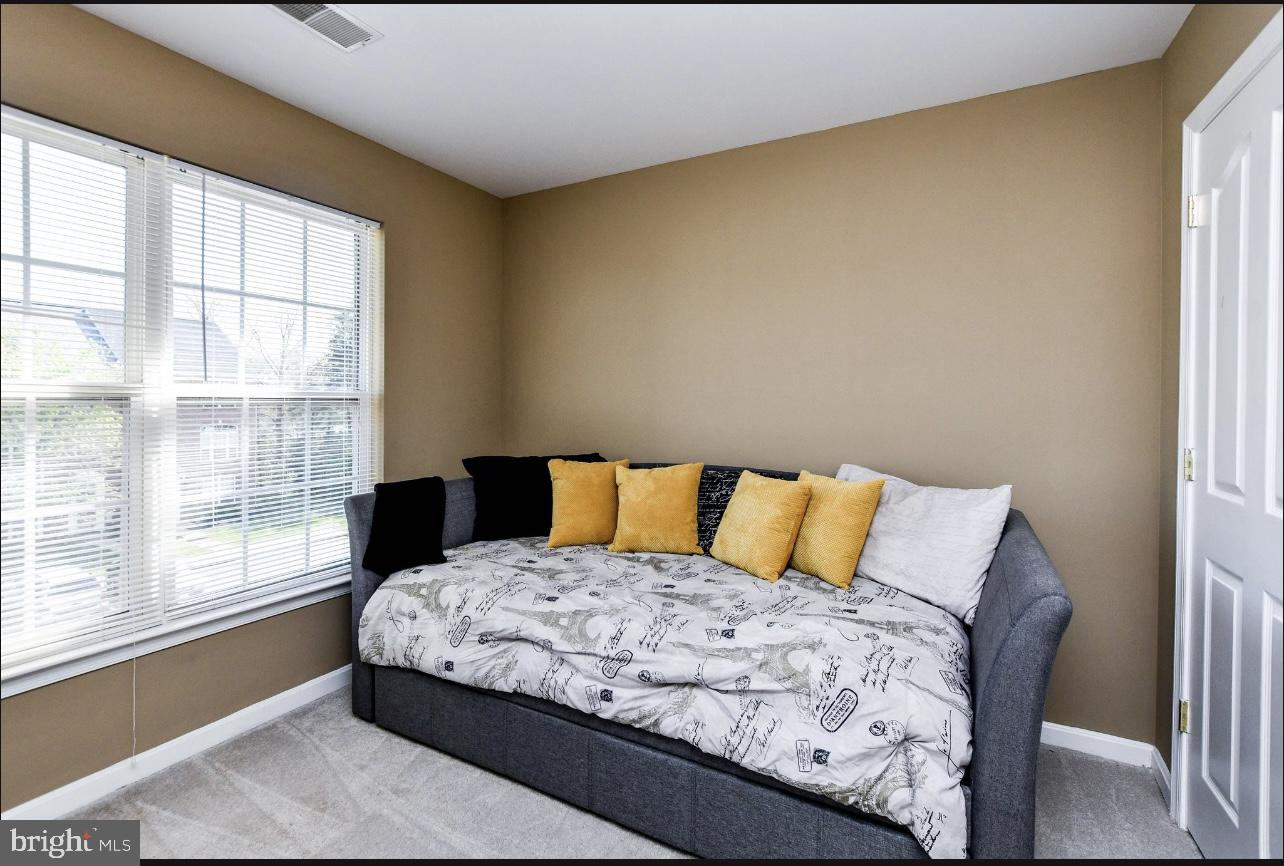 CHARLES CROSSING - Residential