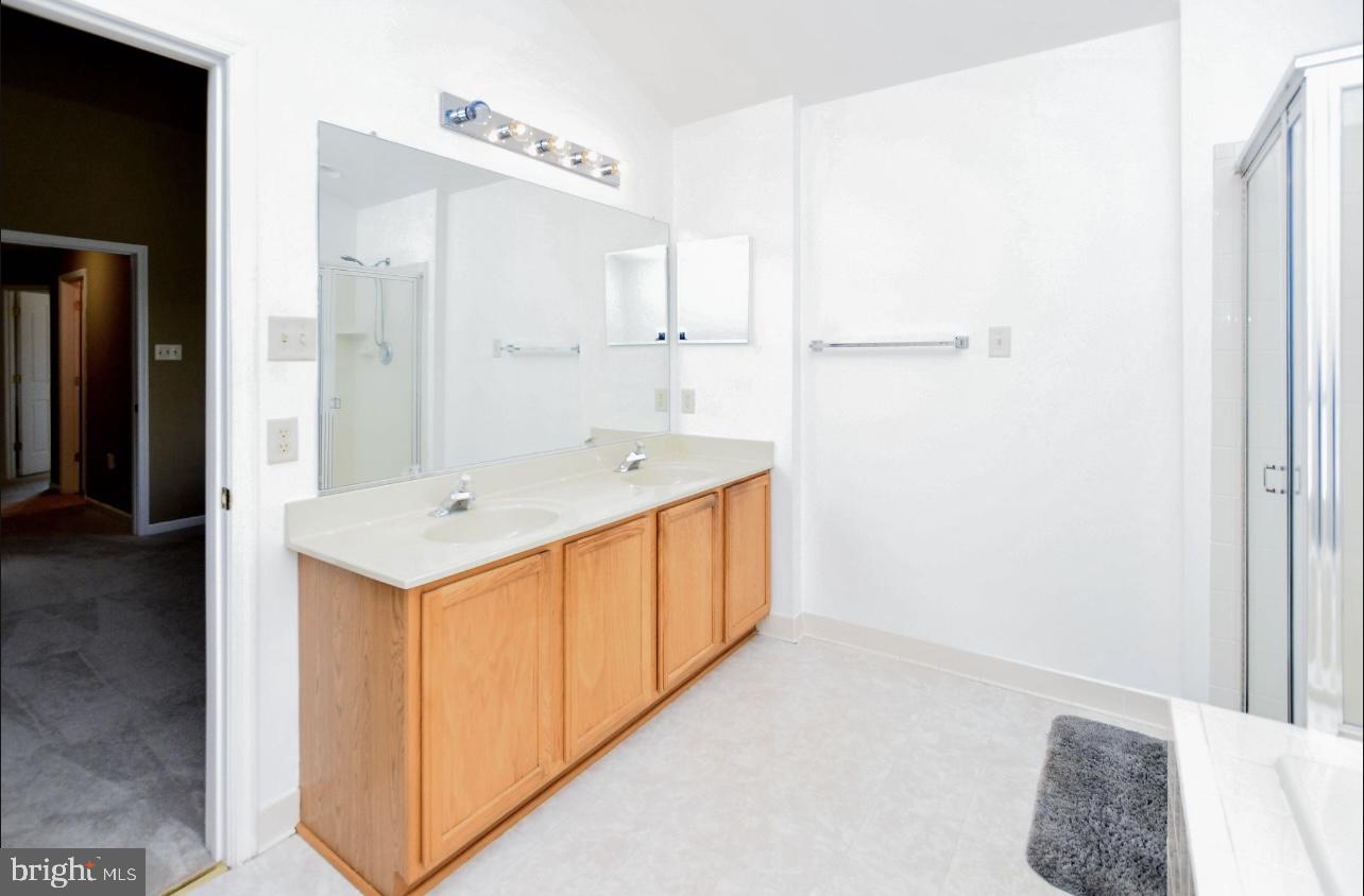 CHARLES CROSSING - Residential