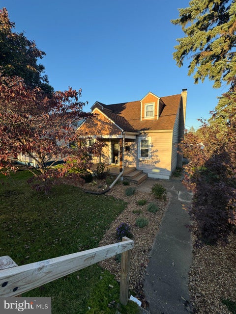 Photo for 322 S PROGRESS AVENUE
