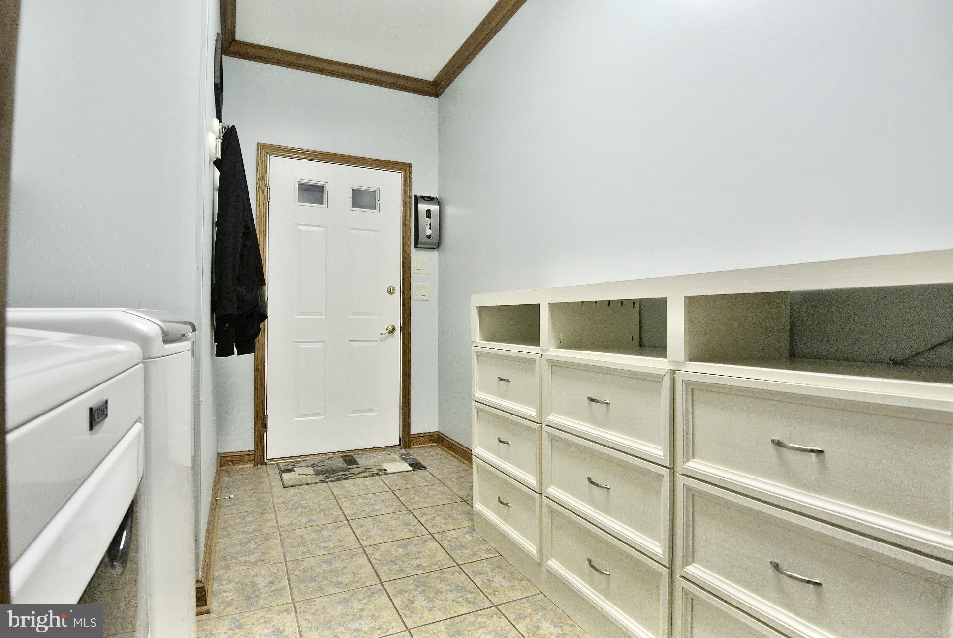 HUNT FIELDS - Residential