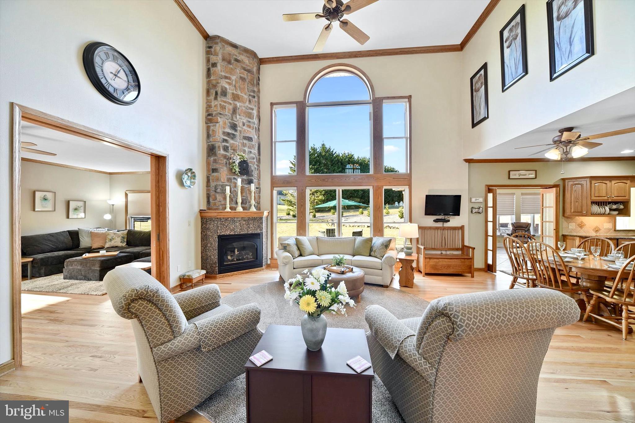 HUNT FIELDS - Residential