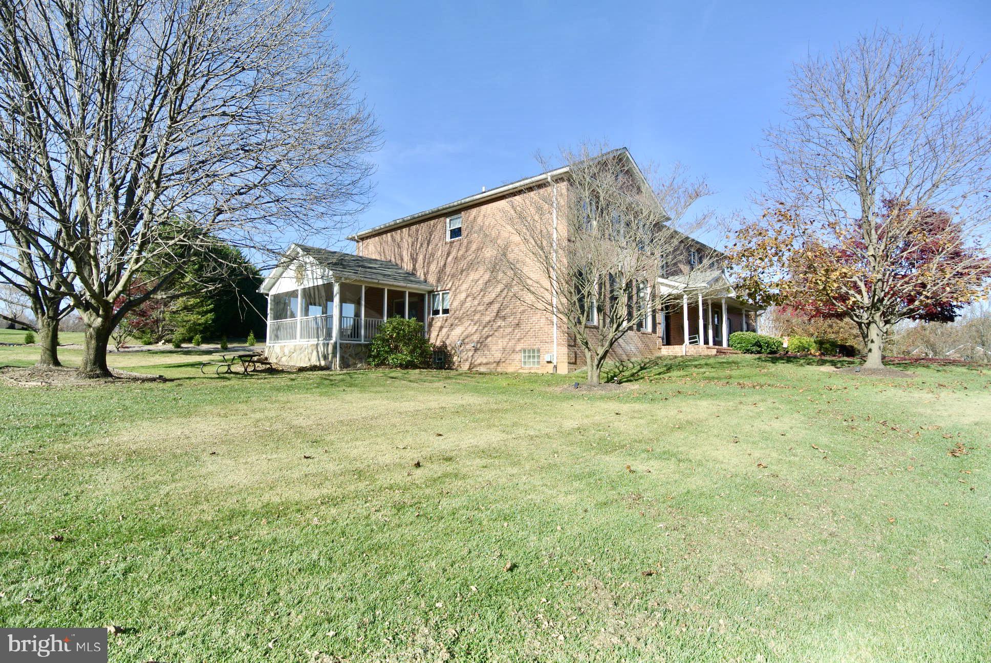 HUNT FIELDS - Residential