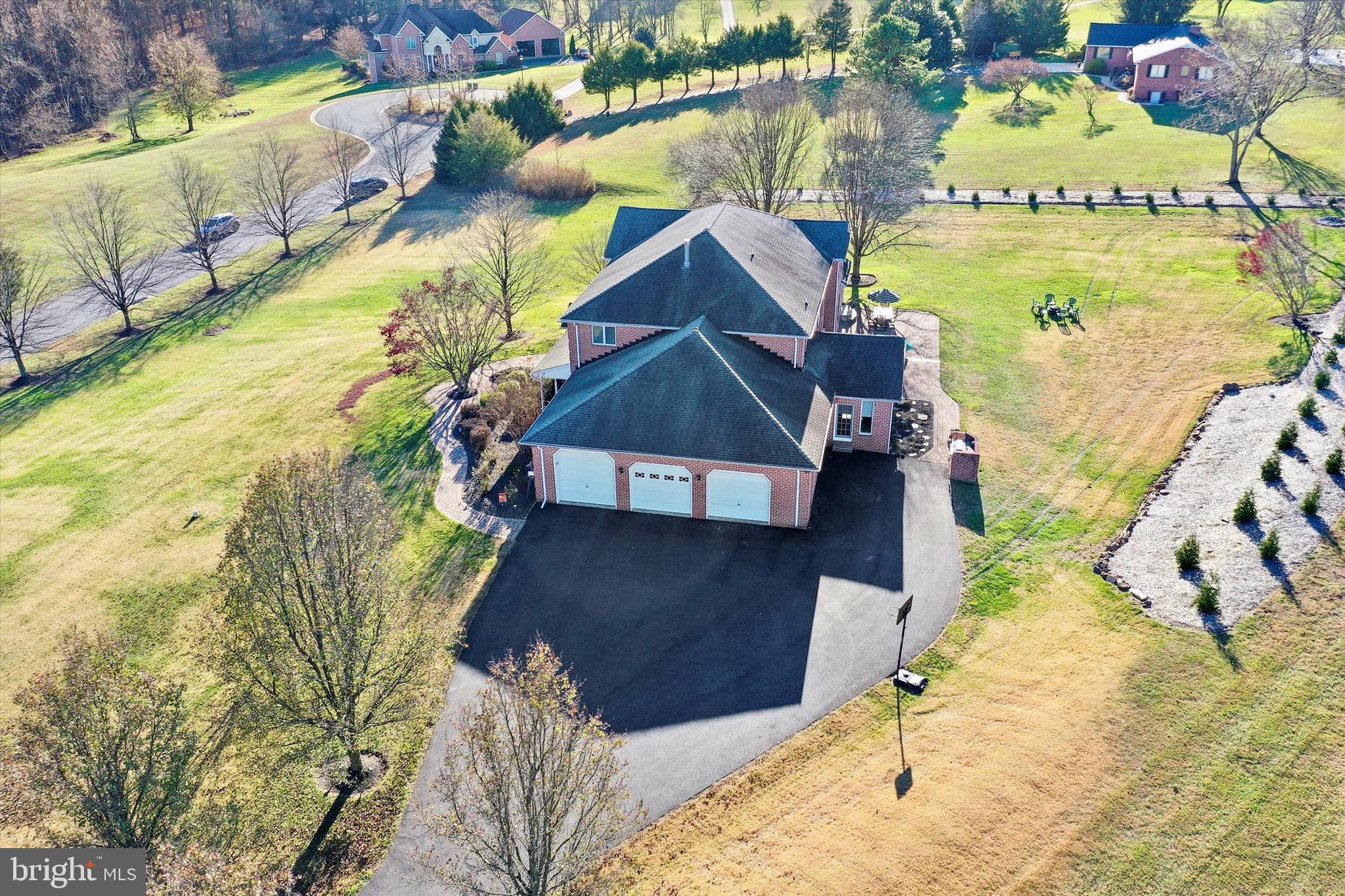 HUNT FIELDS - Residential