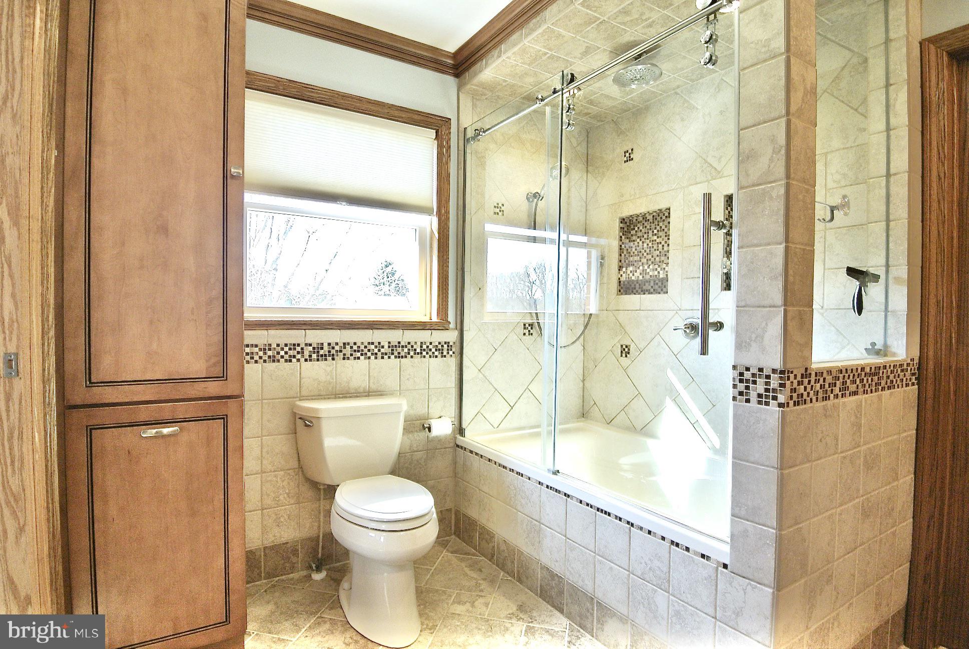 HUNT FIELDS - Residential