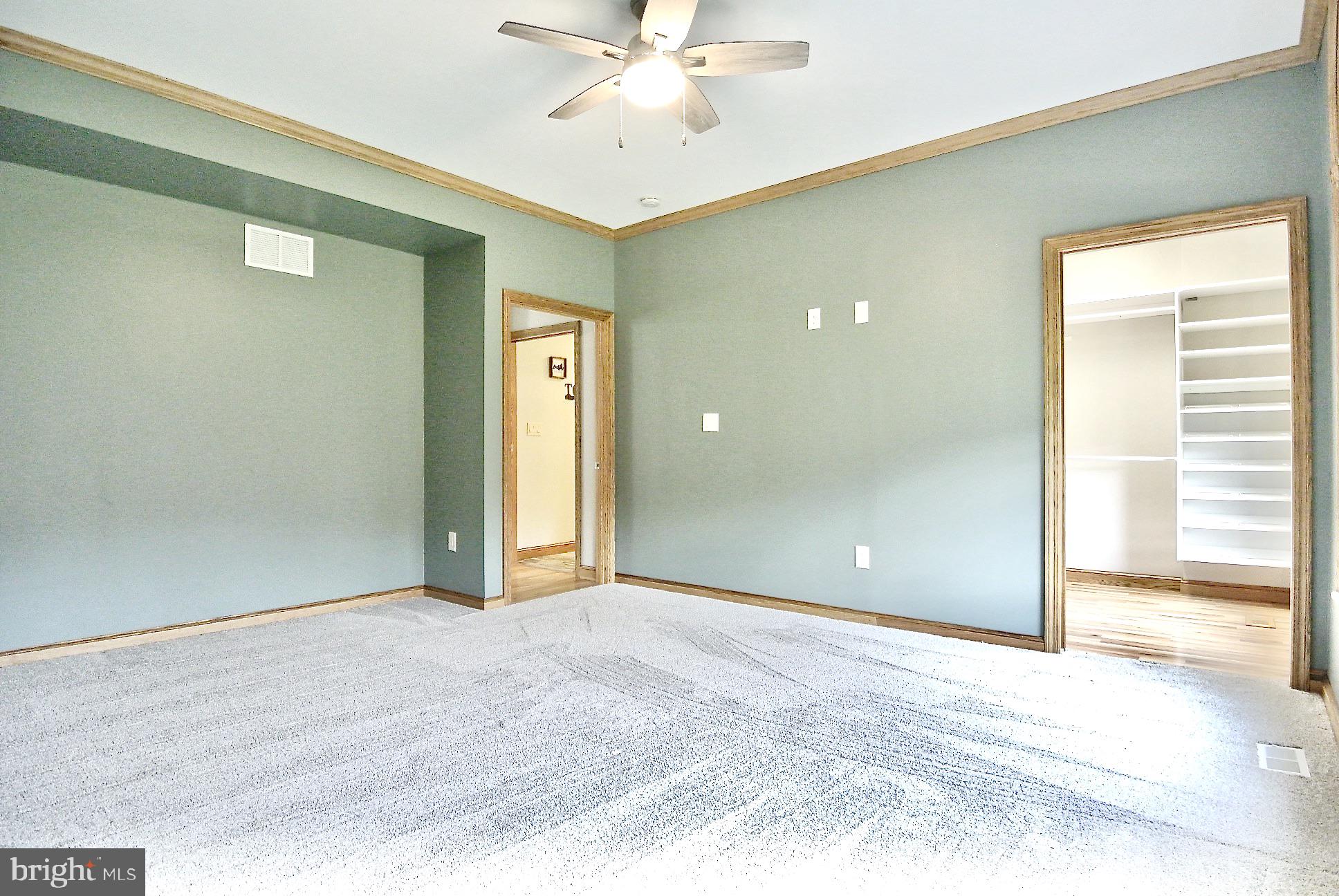 HUNT FIELDS - Residential