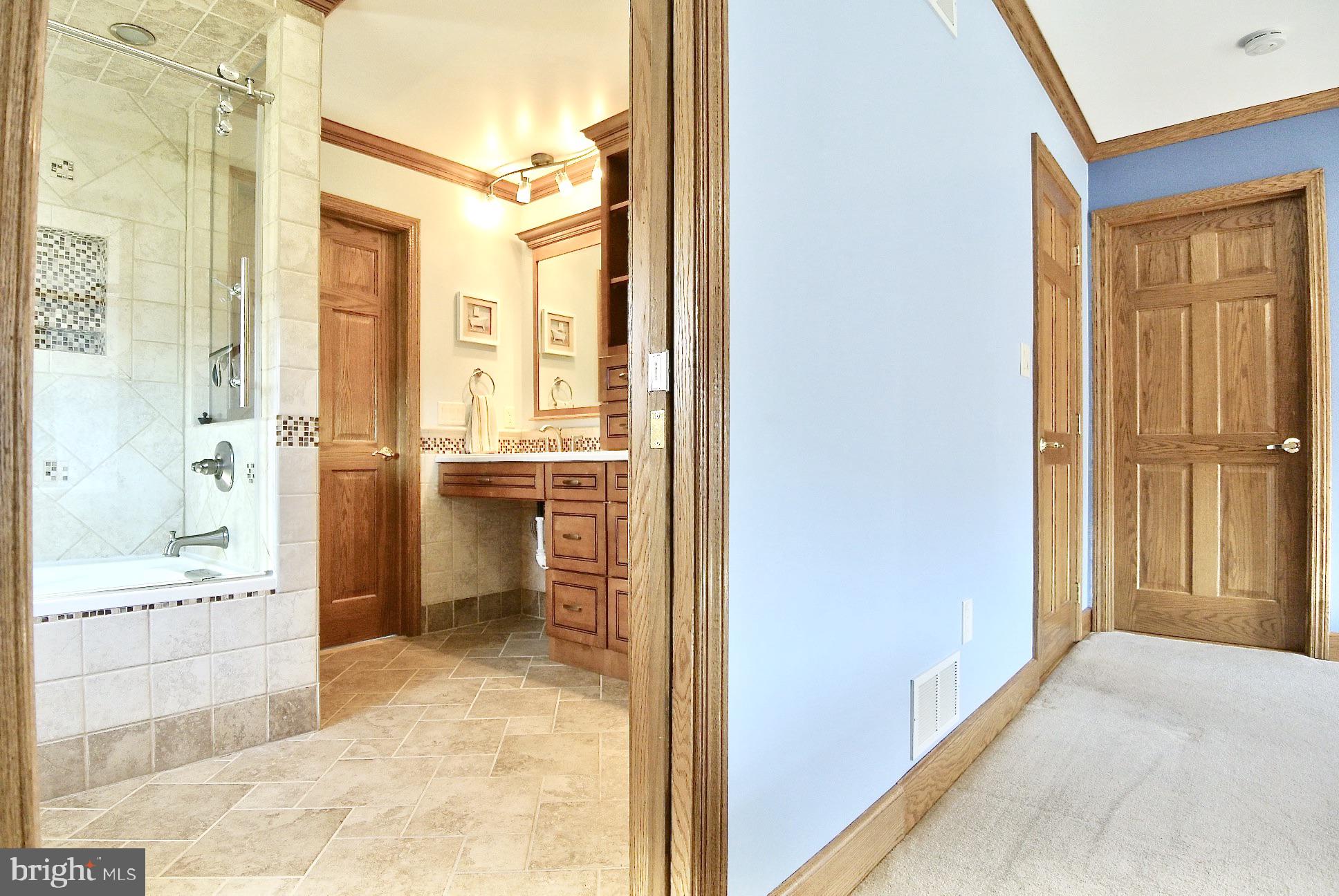 HUNT FIELDS - Residential