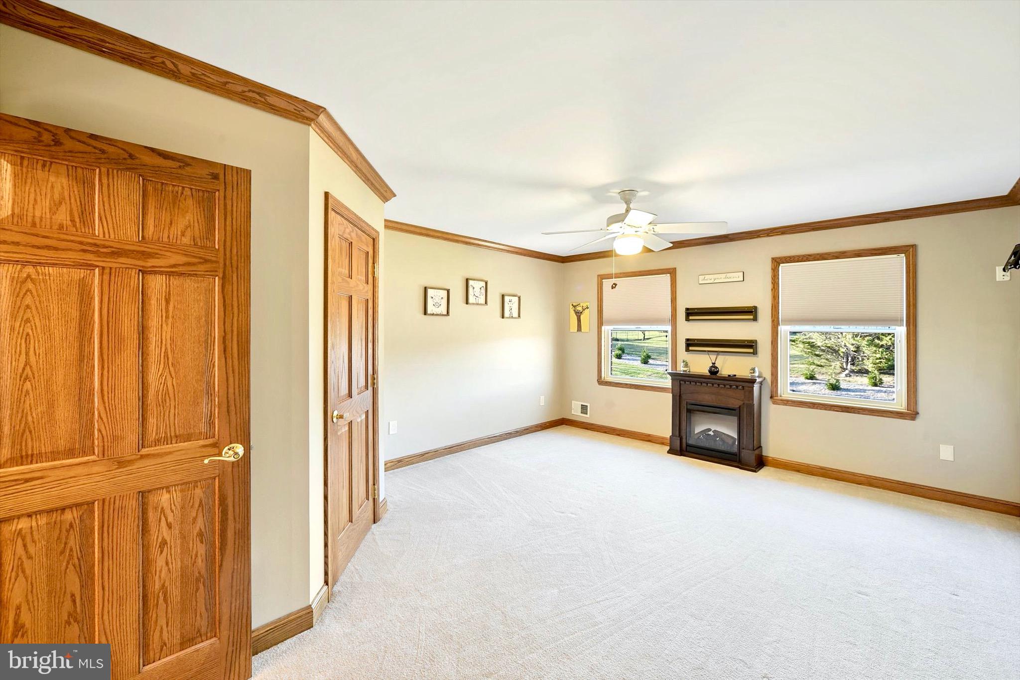 HUNT FIELDS - Residential