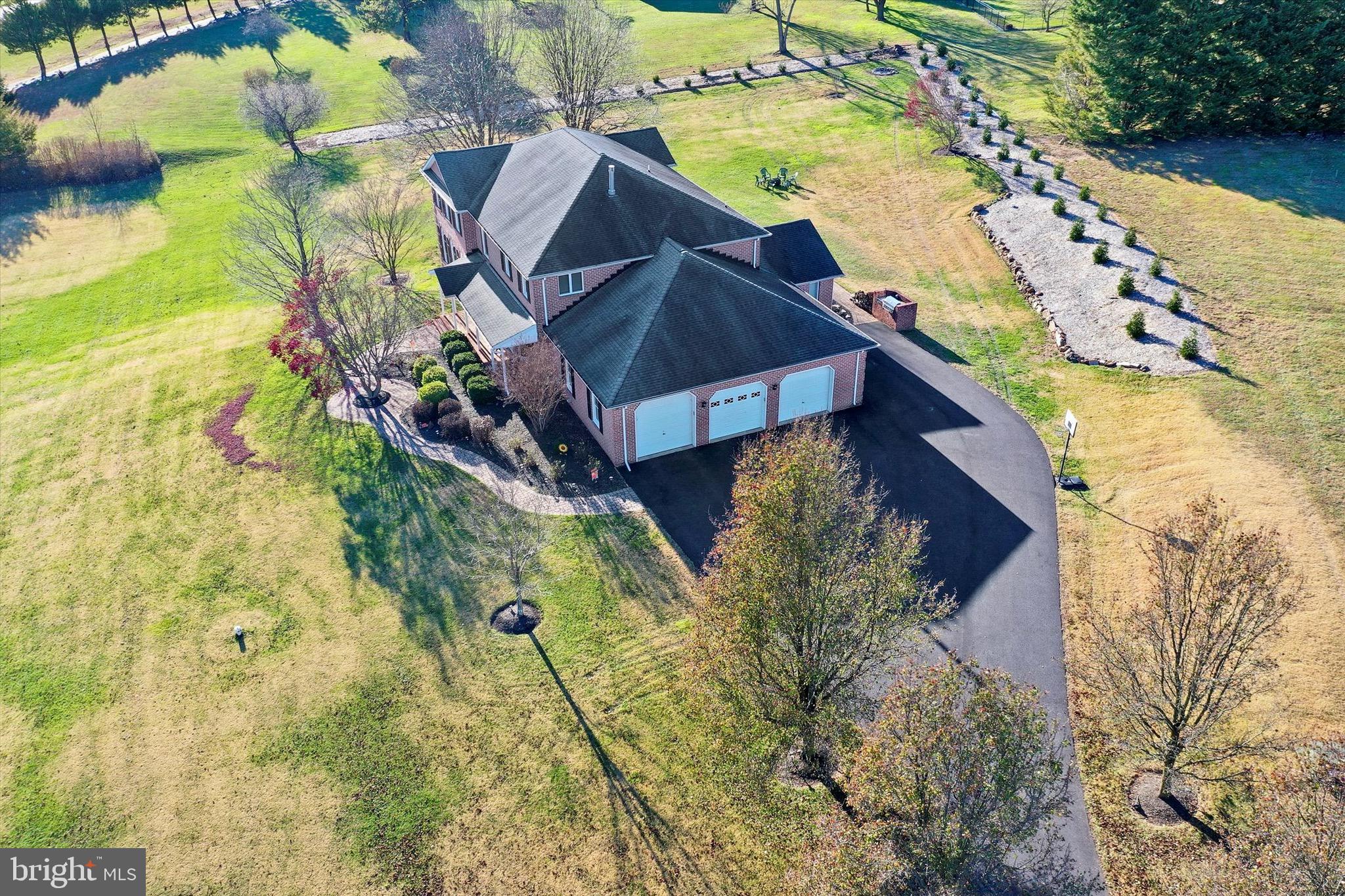 HUNT FIELDS - Residential