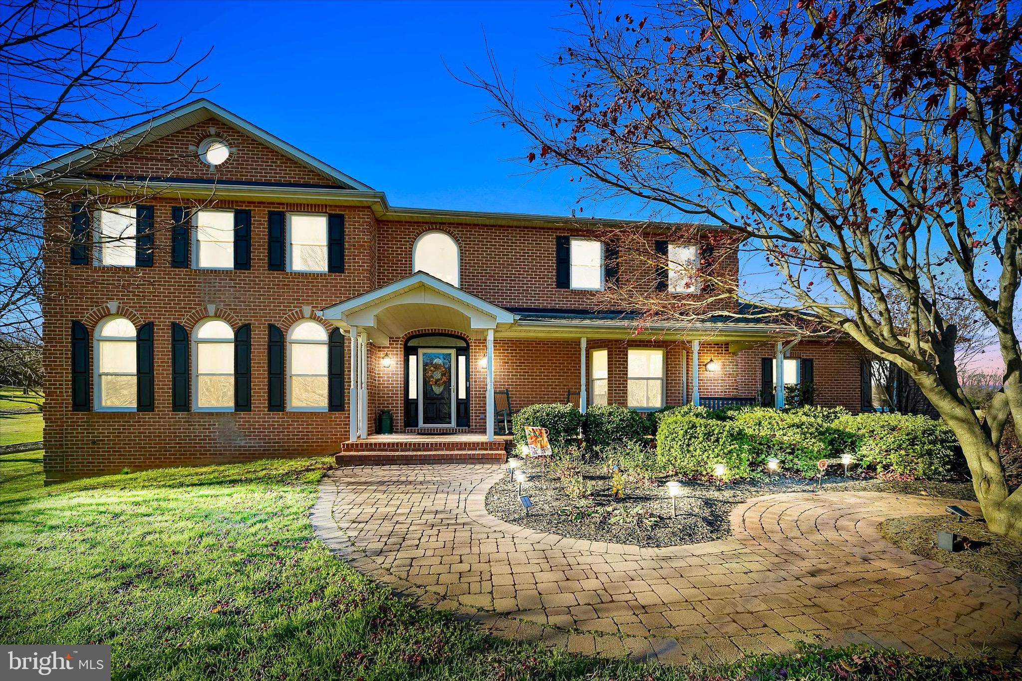 HUNT FIELDS - Residential