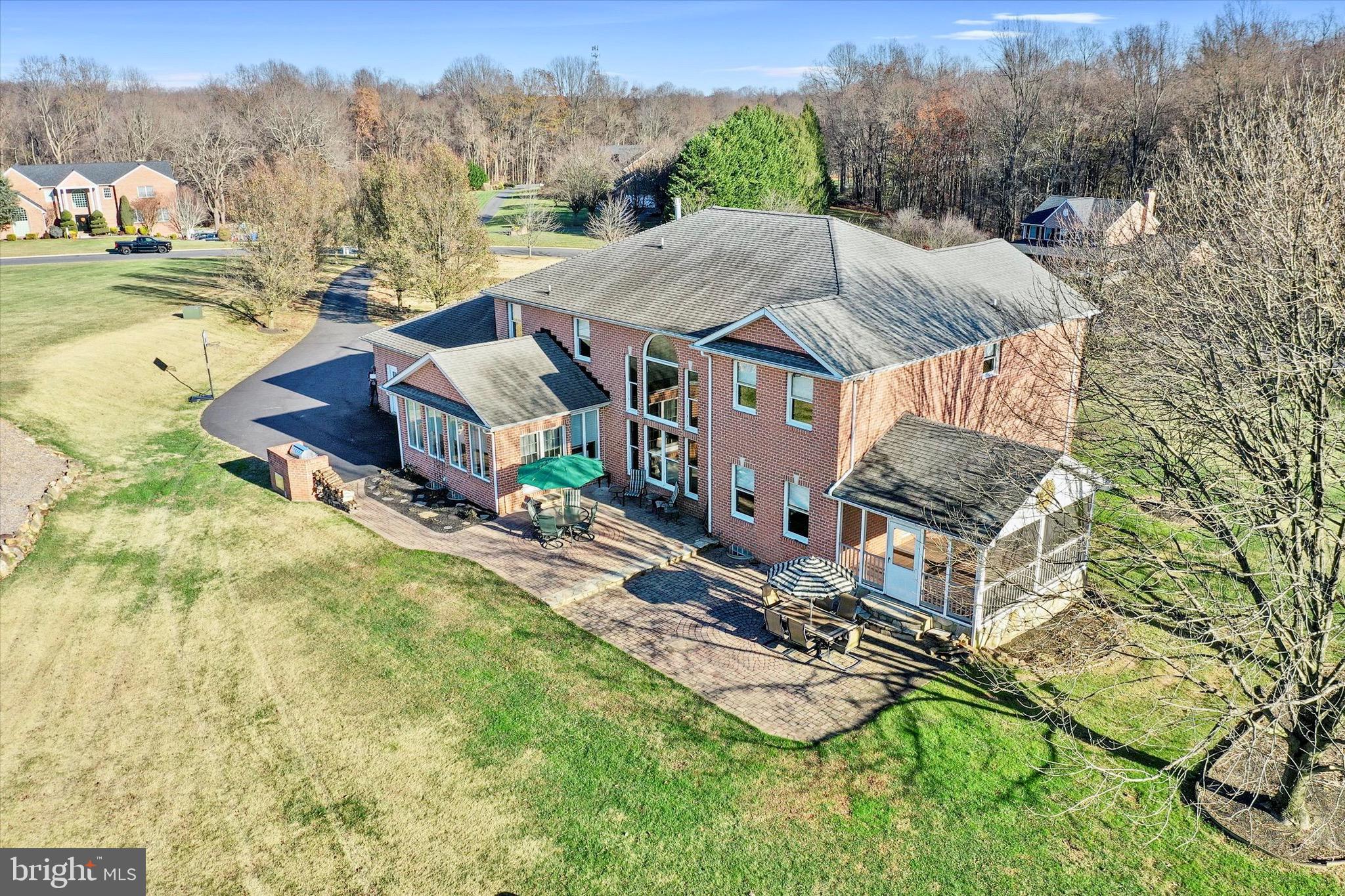 HUNT FIELDS - Residential