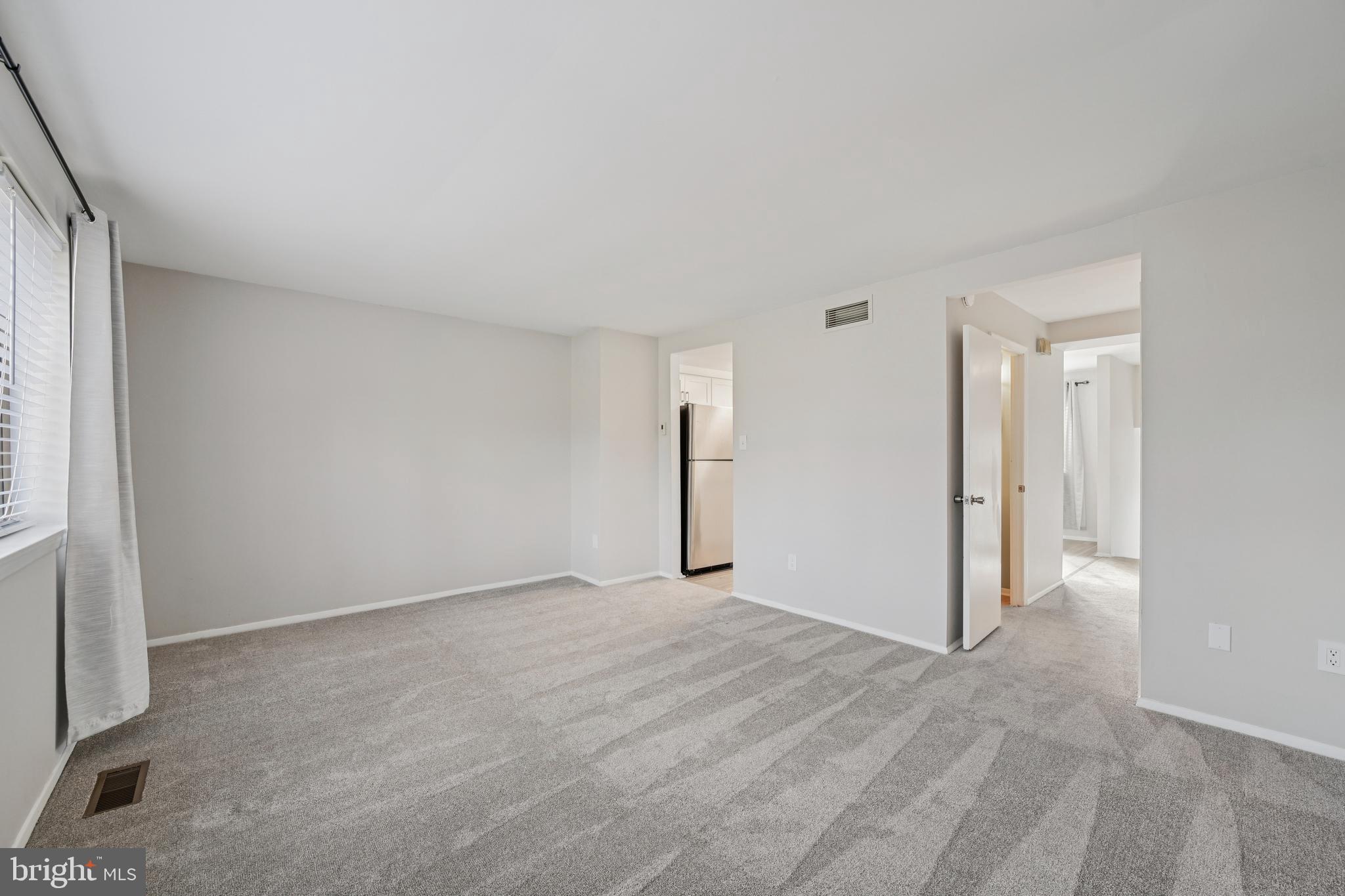 SOUTHWICK - Residential