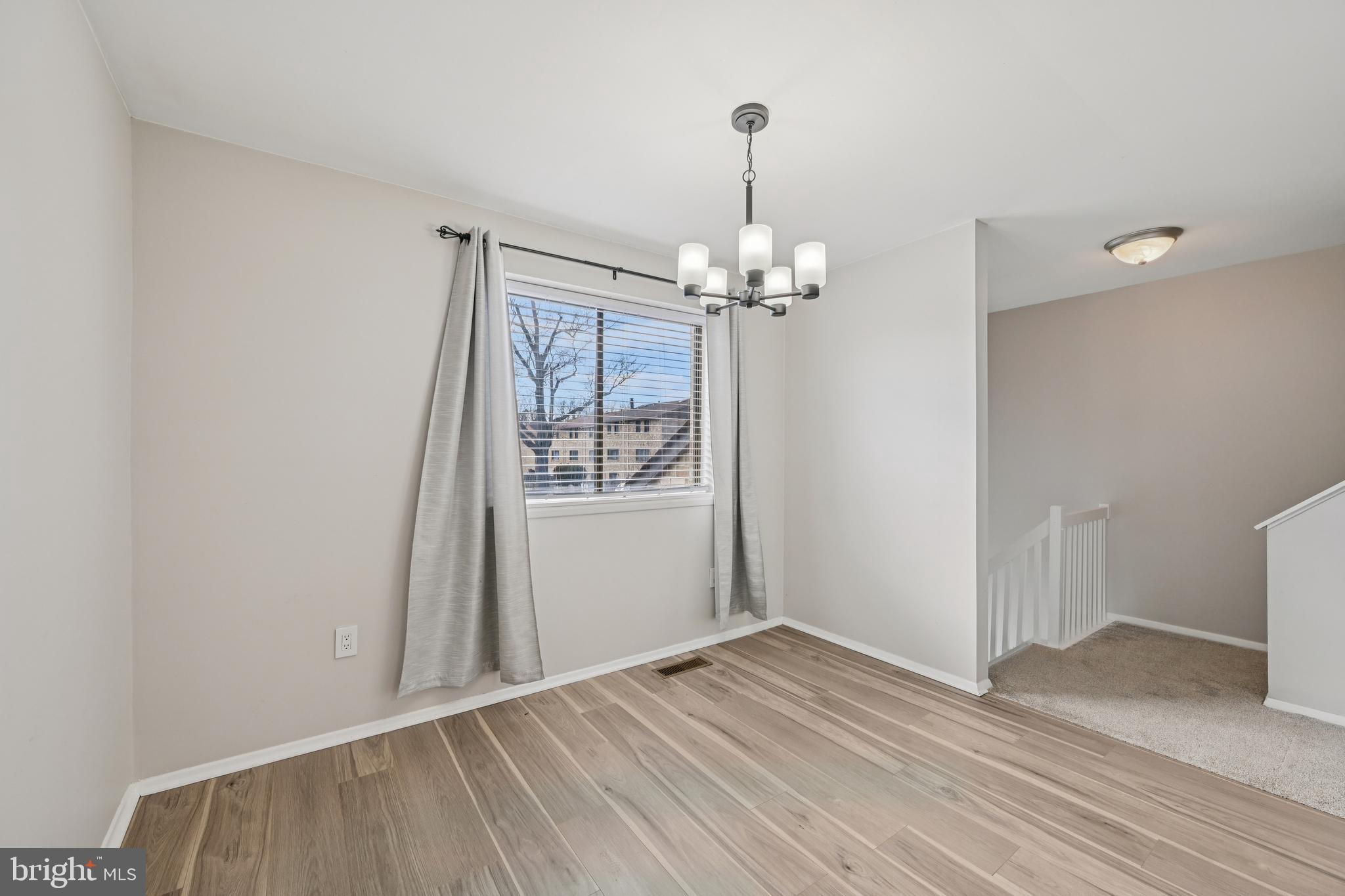 SOUTHWICK - Residential