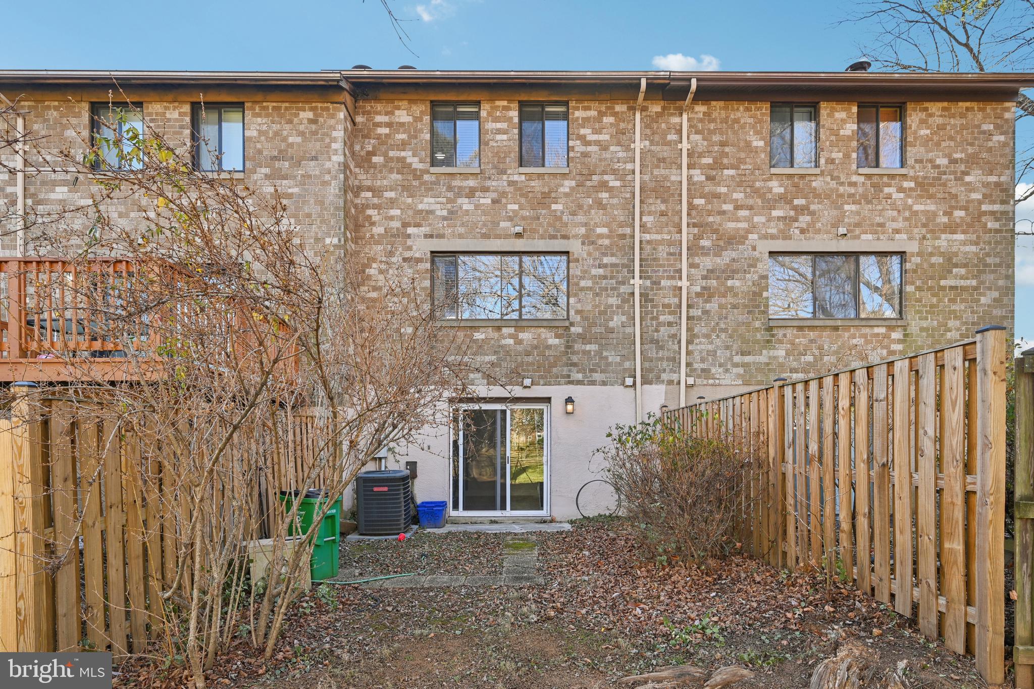 SOUTHWICK - Residential