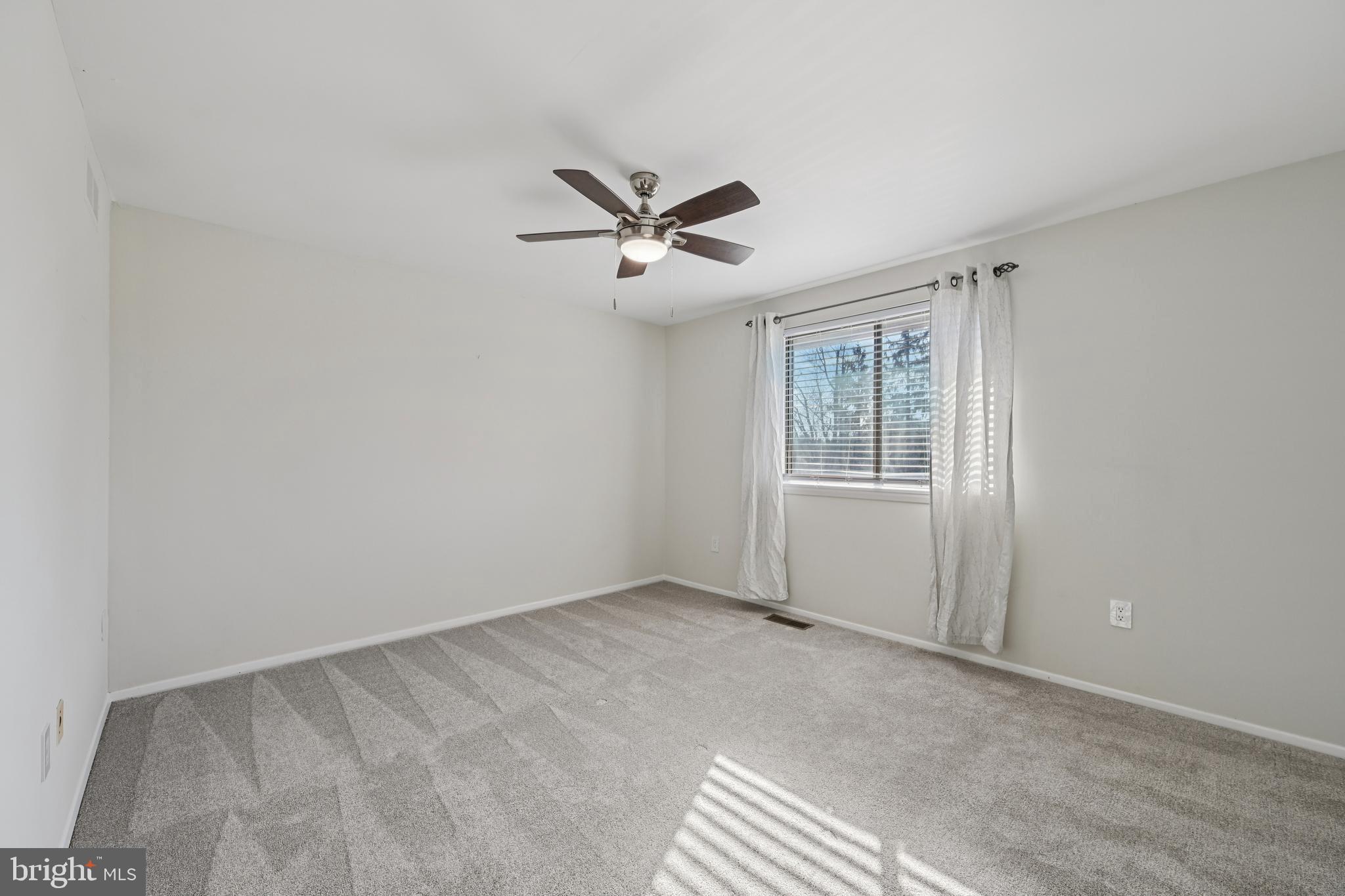 SOUTHWICK - Residential