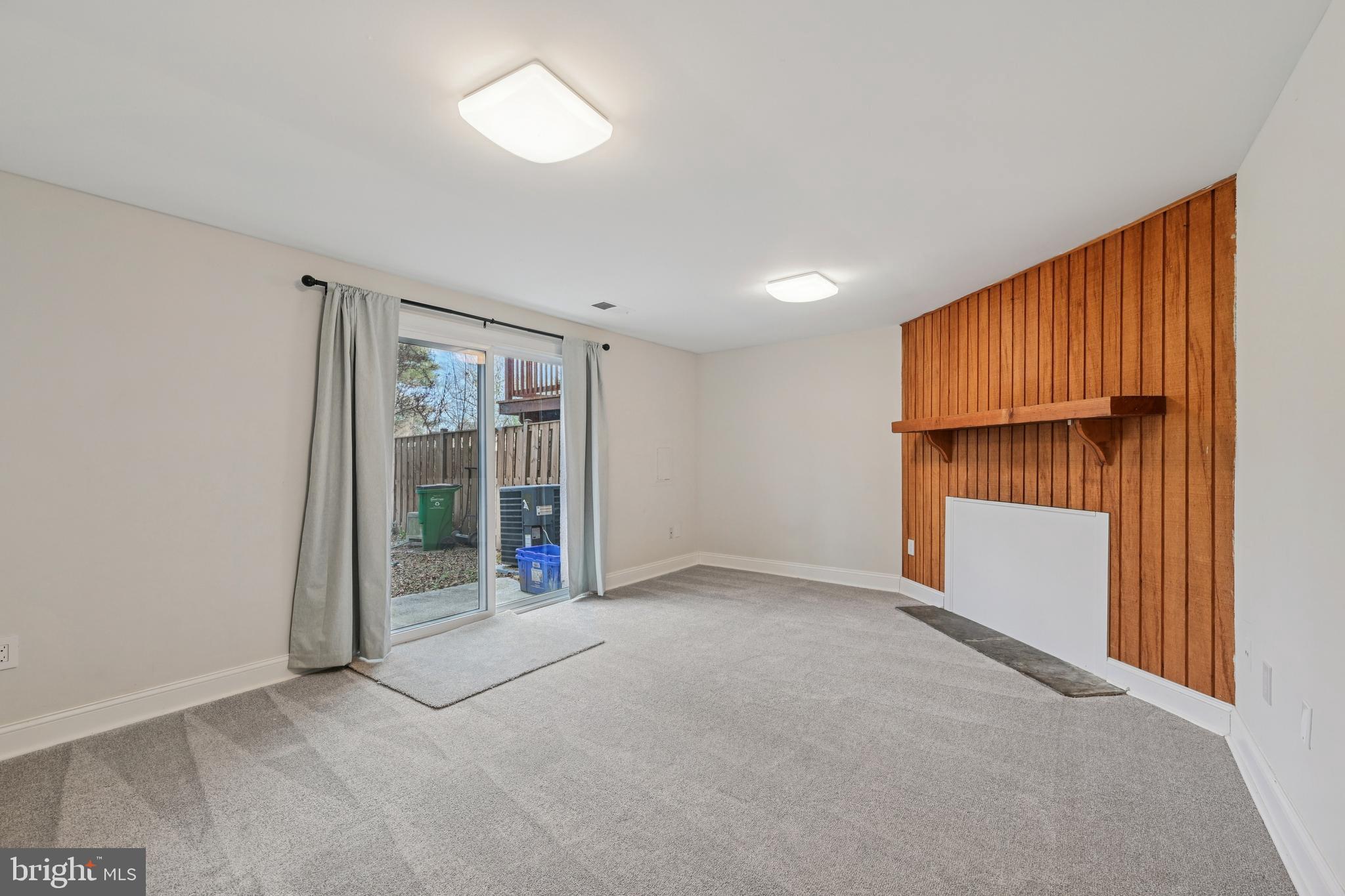 SOUTHWICK - Residential