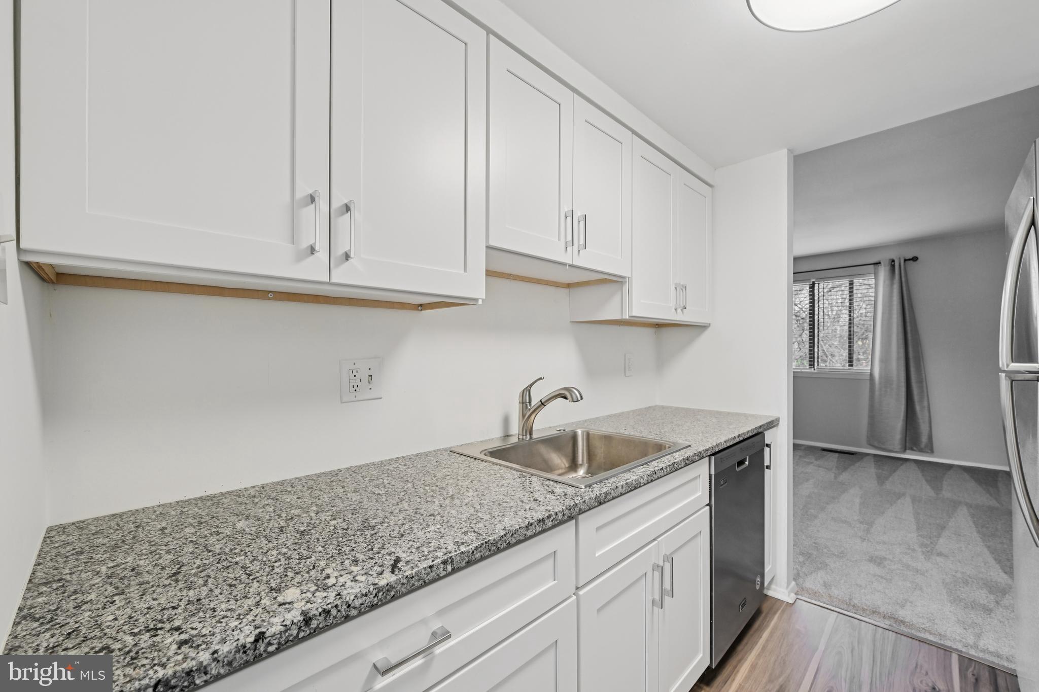 SOUTHWICK - Residential