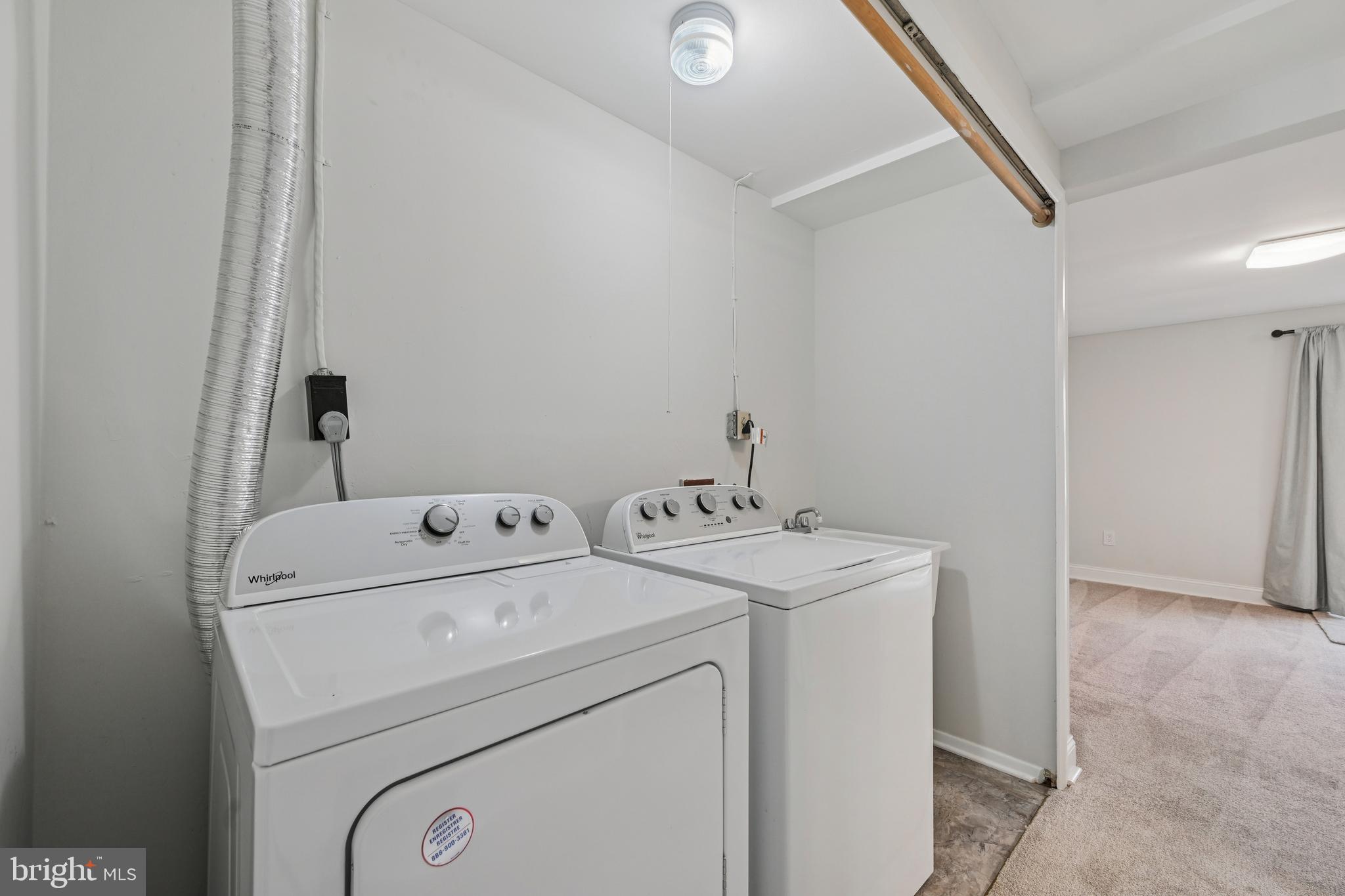 SOUTHWICK - Residential