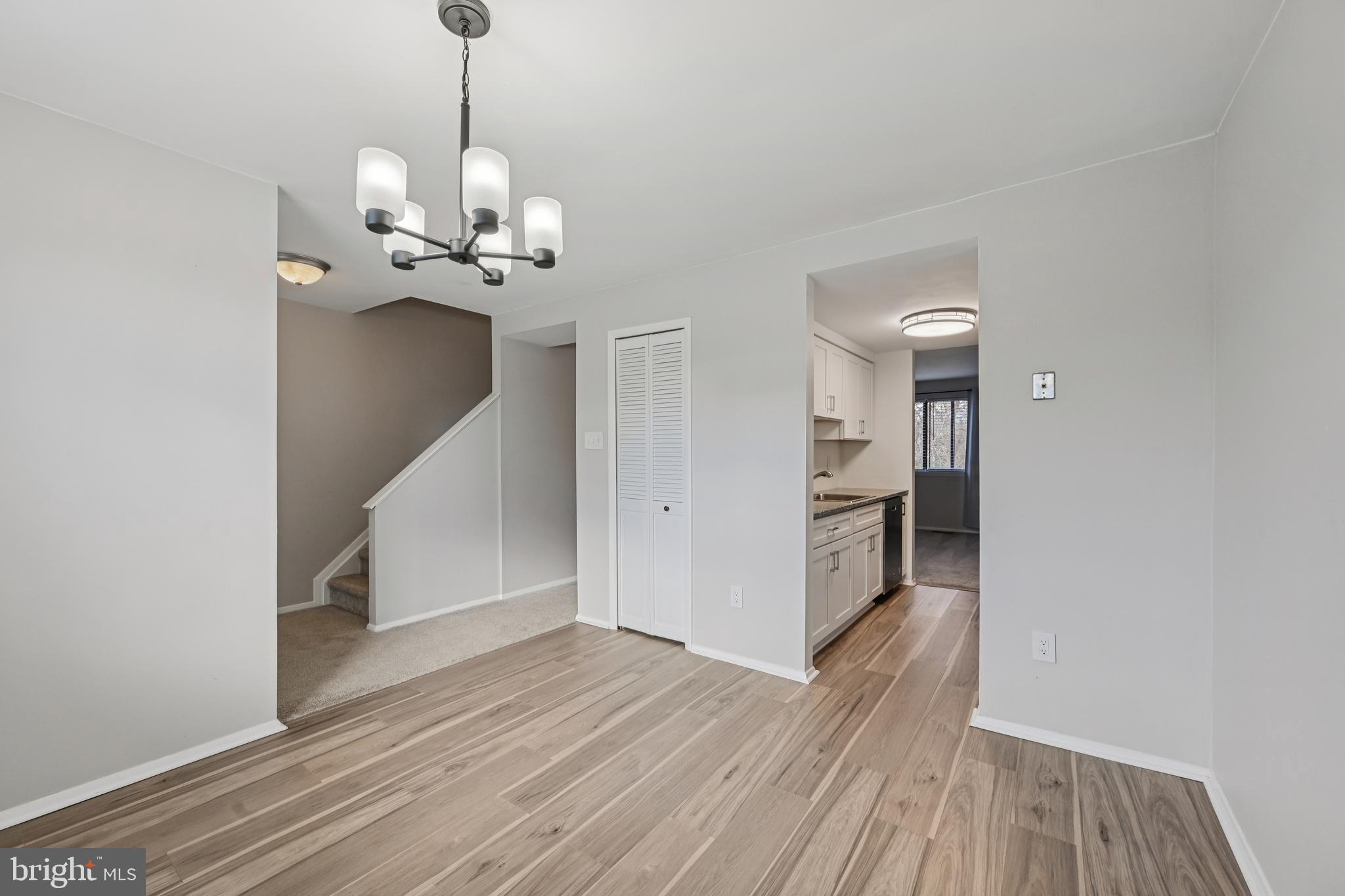 SOUTHWICK - Residential