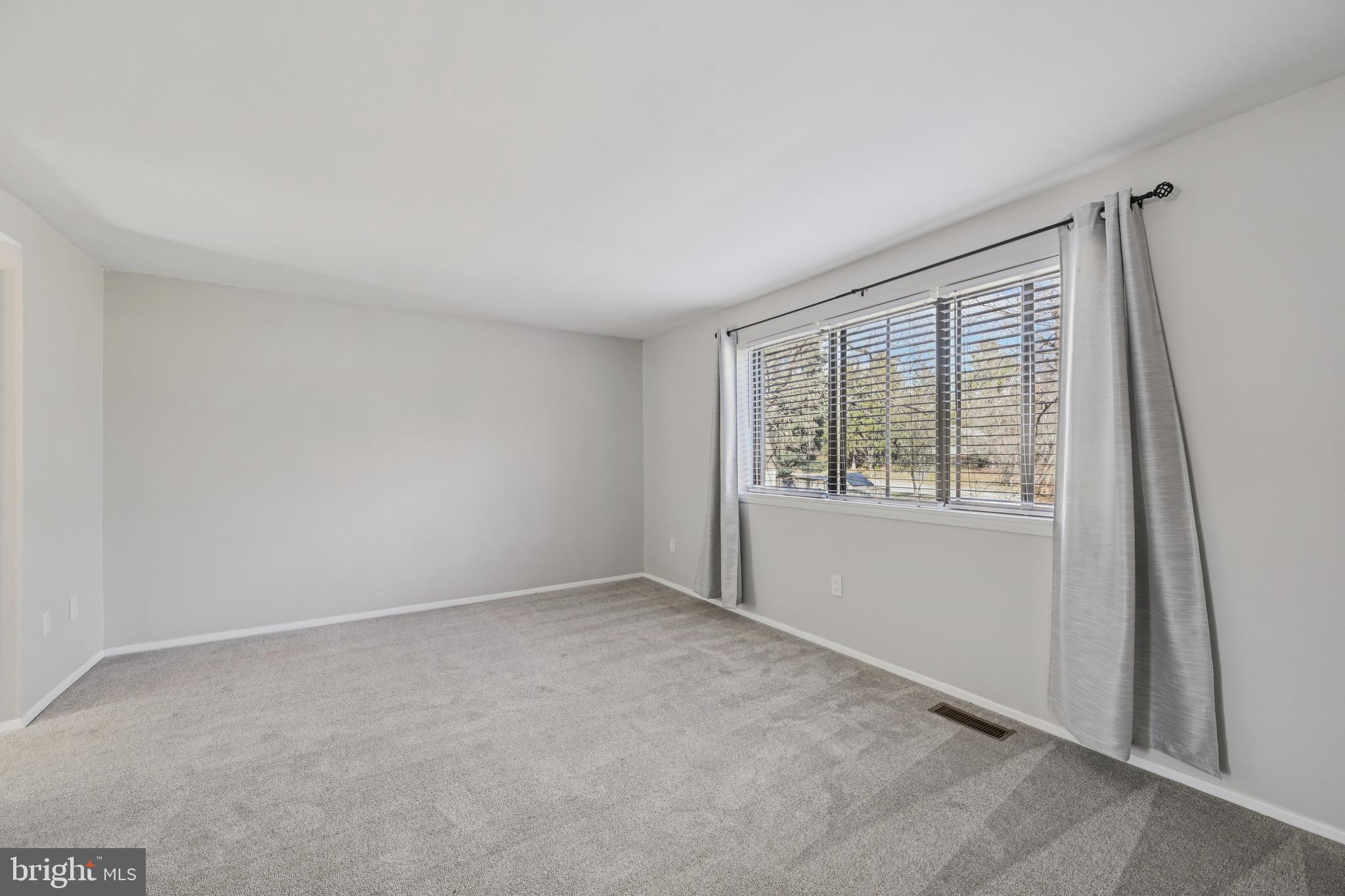 SOUTHWICK - Residential