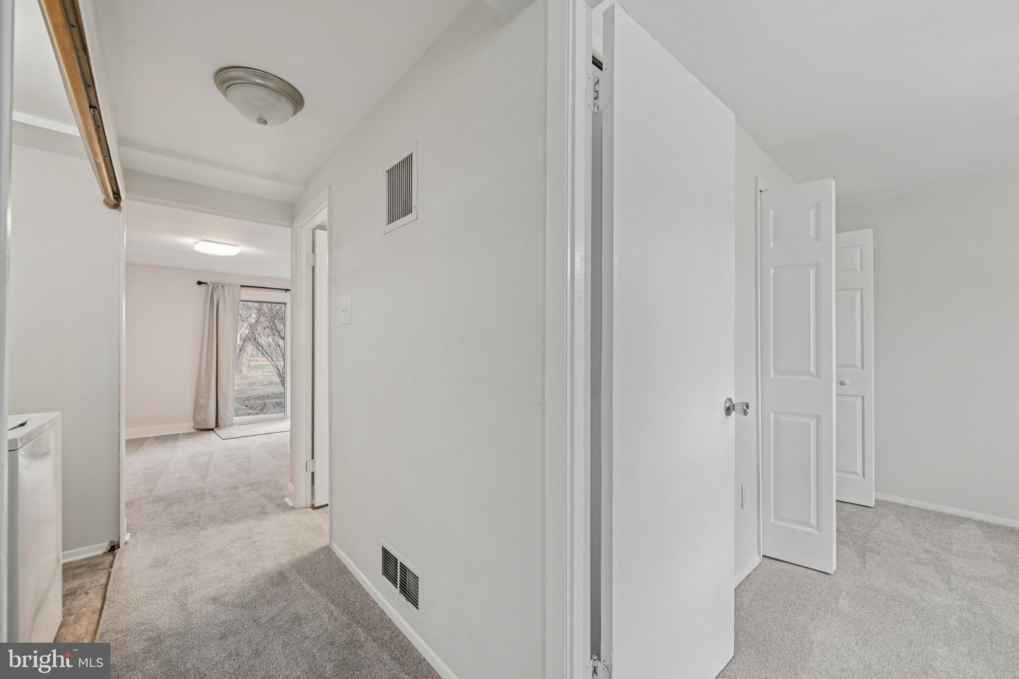 SOUTHWICK - Residential