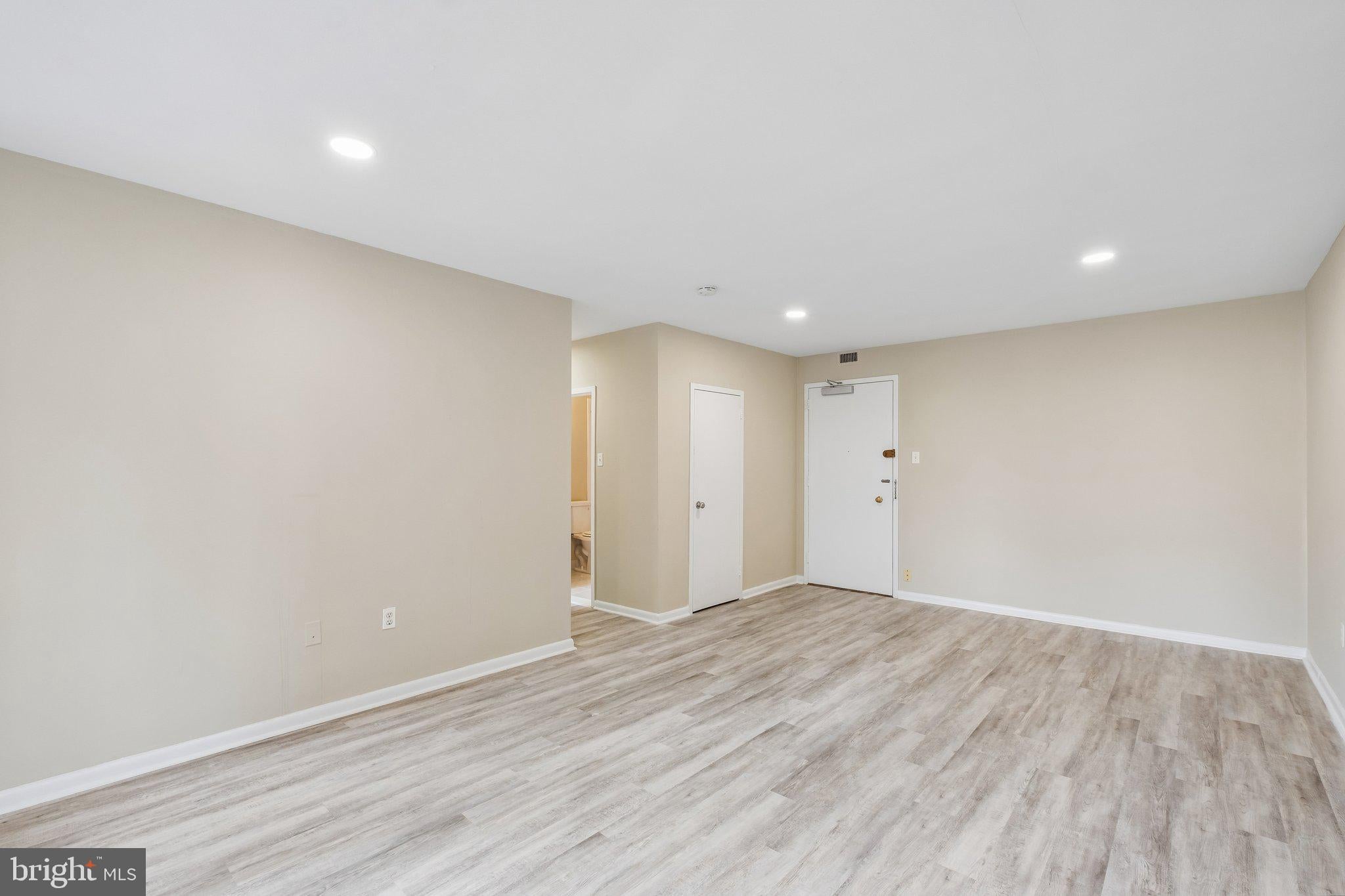 135 S 19TH STREET 606