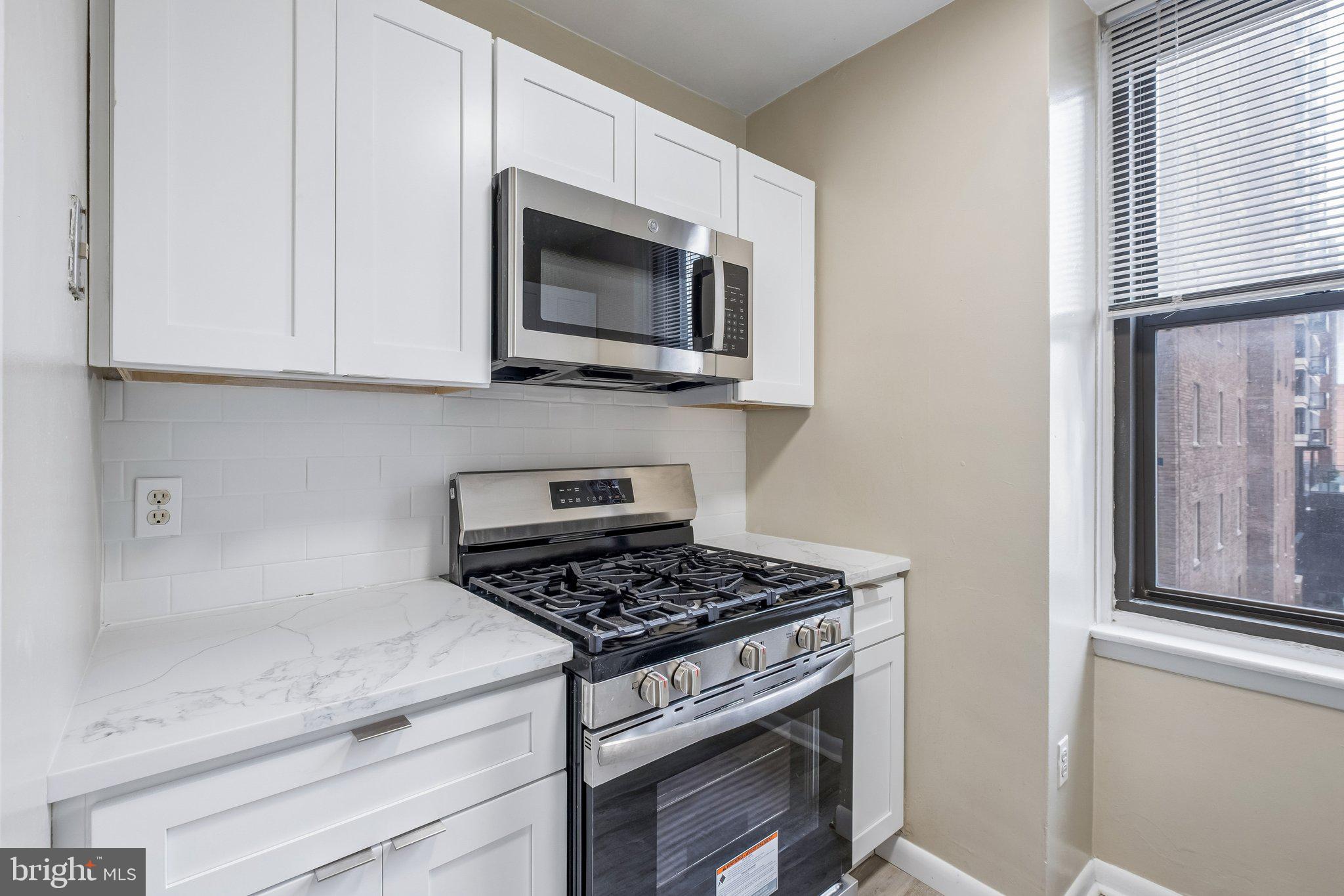 135 S 19TH STREET 606