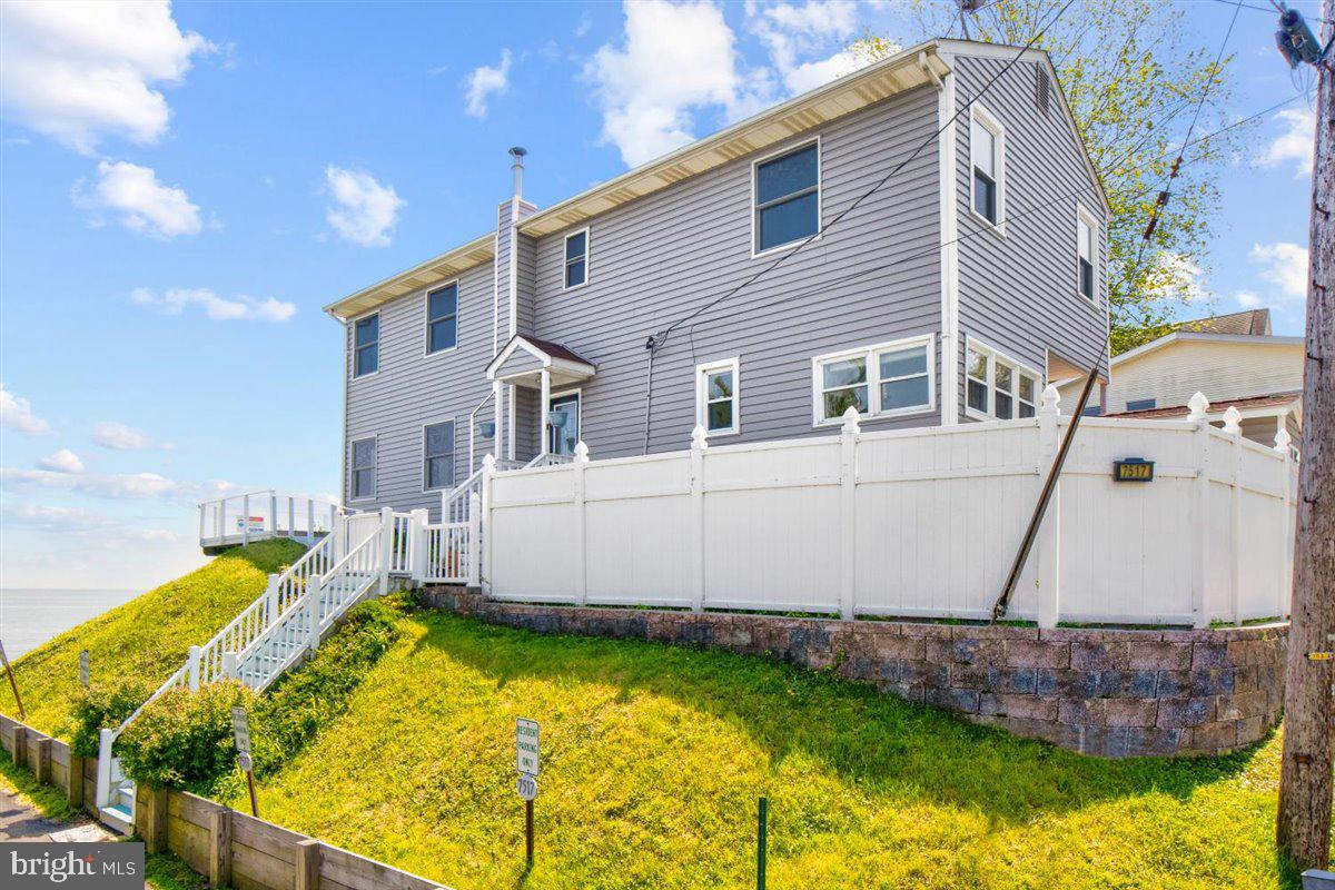 NORTH CHESAPEAKE BEACH - Residential Lease