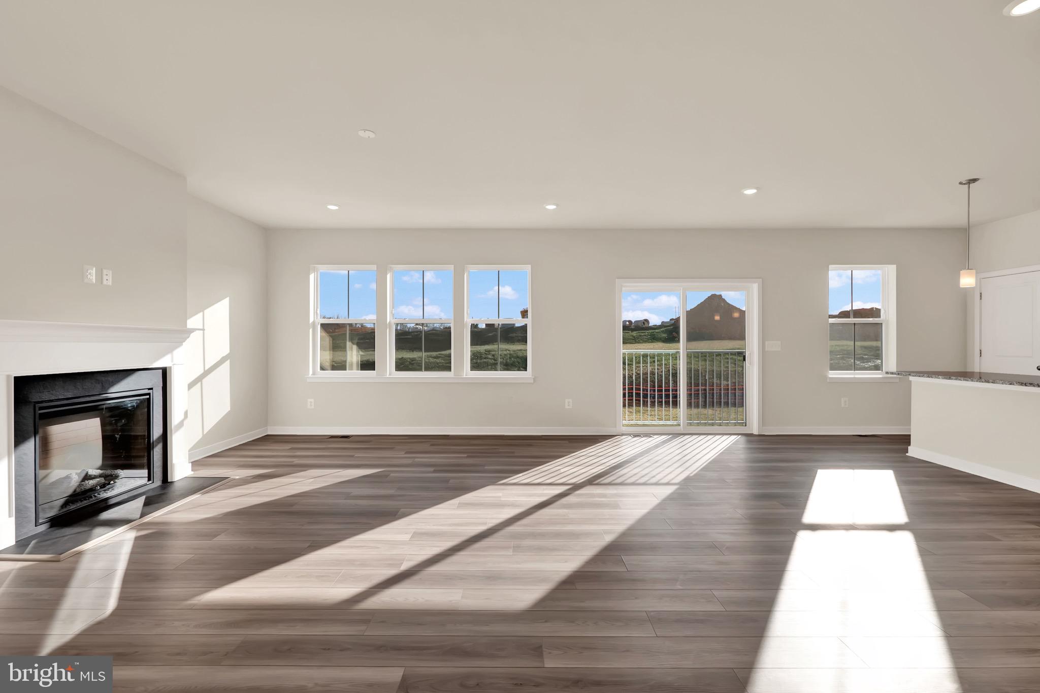 SHENANDOAH SPRINGS - Residential