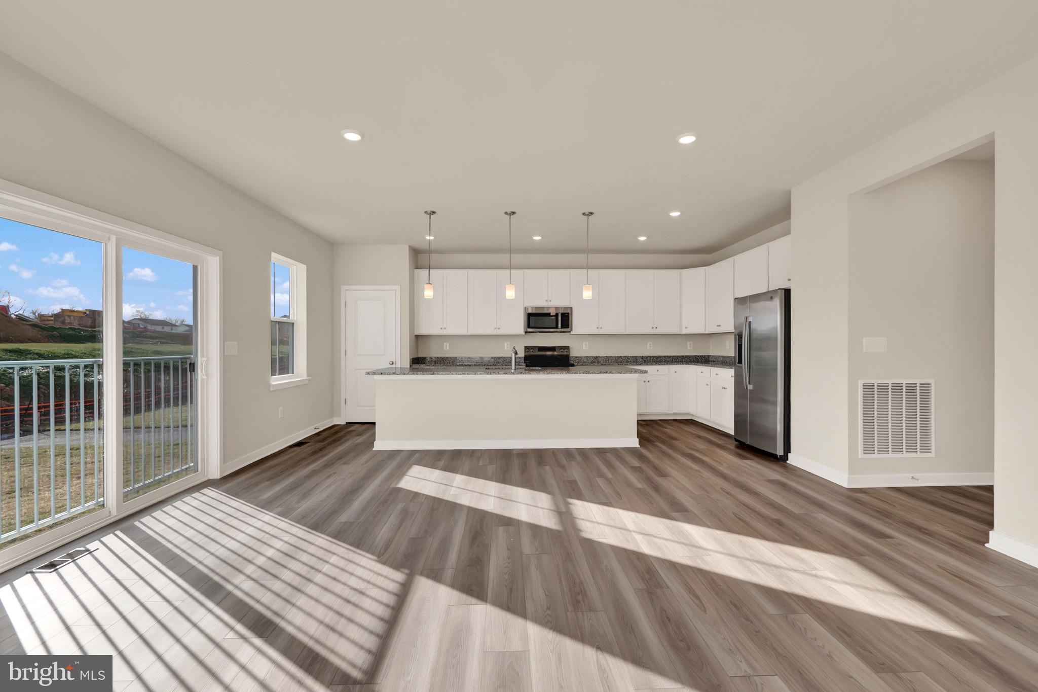 SHENANDOAH SPRINGS - Residential