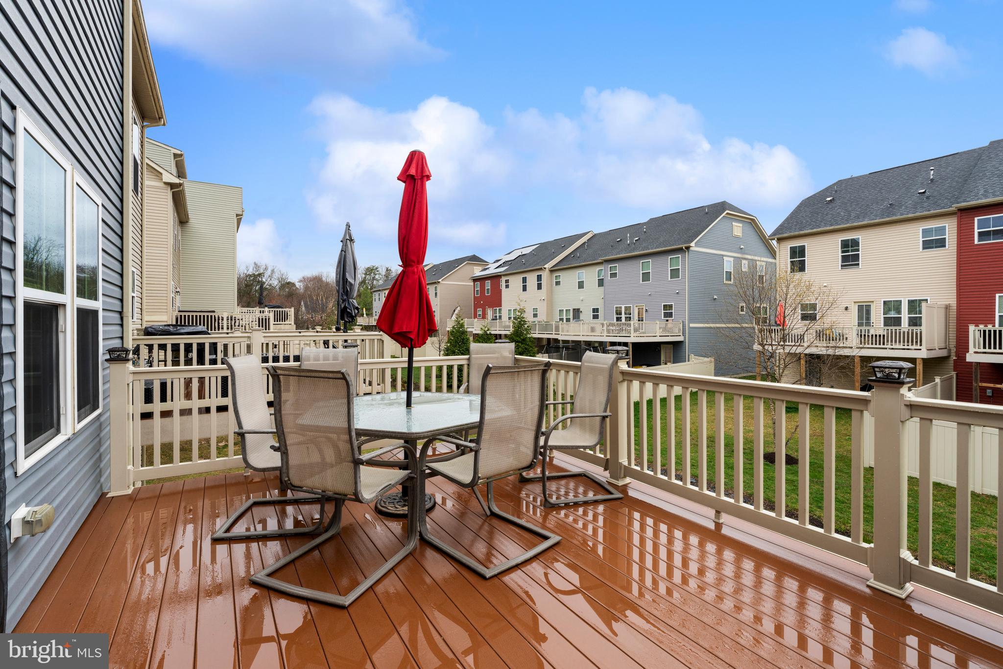 CREEKSIDE VILLAGE - Residential