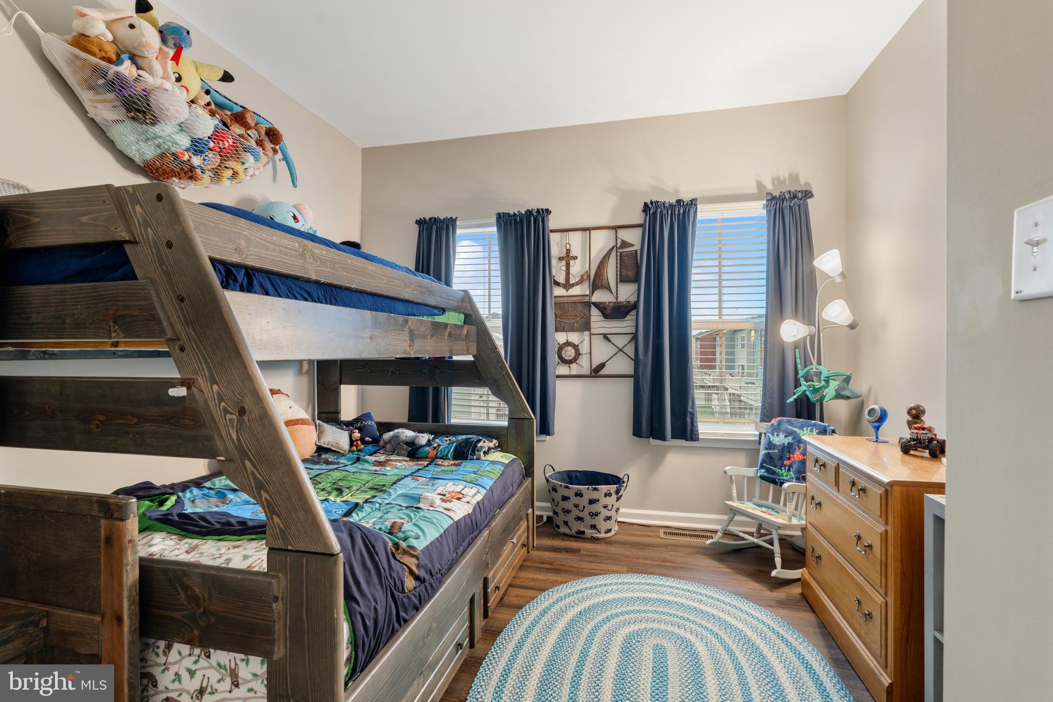 CREEKSIDE VILLAGE - Residential
