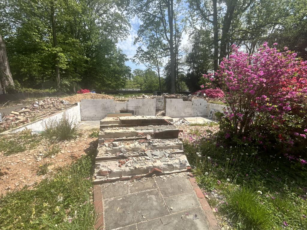 BROYHILL PARK - Residential