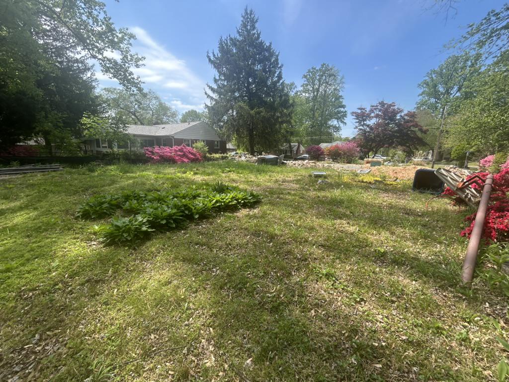 BROYHILL PARK - Residential
