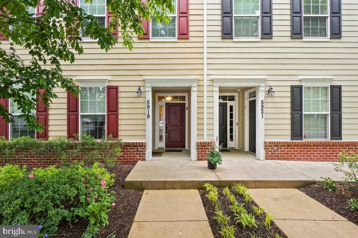 5919-2 LOGANS WAY 2