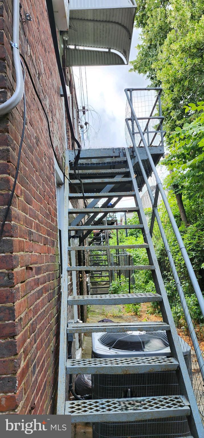 OVERBROOK - Residential