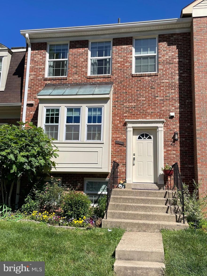 This beautifully maintained and updated townhome features three finished levels, offering generous living space throughout. The home offers 4 bedrooms, and 3.5 bathrooms, all situated in a prime location within a sought-after location in Fairfax. The main level boasts an open concept living and dining area, ideal for entertaining. A well-equipped kitchen and convenient powder room complete this floor. Step outside to the deck to simply relax. Upstairs, the spacious primary suite includes a private en-suite bath. Two additional bedrooms share a full hall bathroom, offering comfort and flexibility for family or guests.
The finished basement includes a fourth bedroom, full bath, and a flexible space that can serve as a family room, home office, or guest suite. Conveniently located minutes from Fair Lakes Shopping Center, Fair Oaks Mall, Whole Foods, Target, and a variety of restaurants and entertainment options. Commuters benefit from easy access to I-66, Route 50, Route 29, and the Fairfax County Parkway.