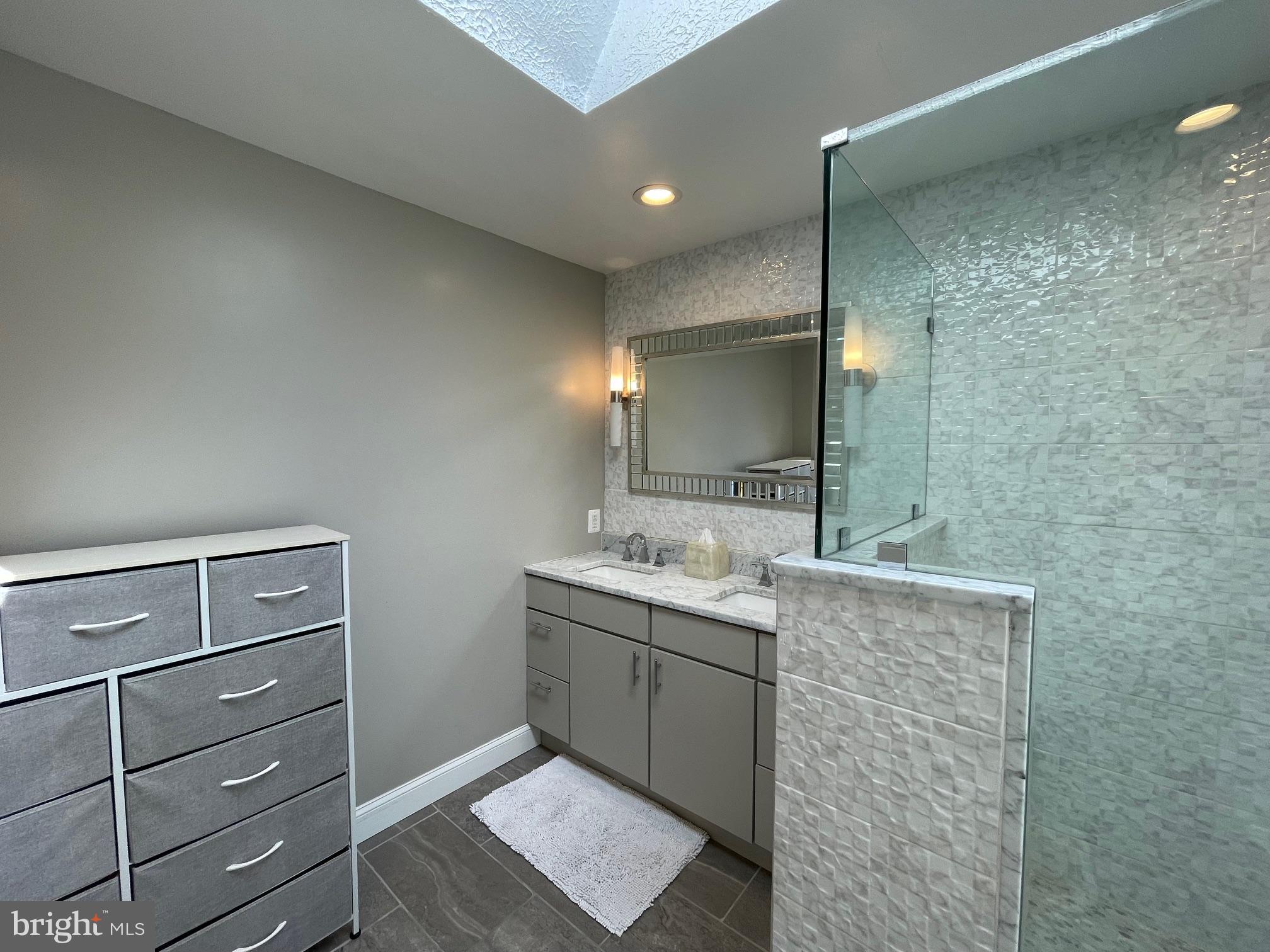 FAIR WOODS - Residential Lease