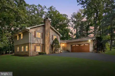 MLS: PAYK2109382
