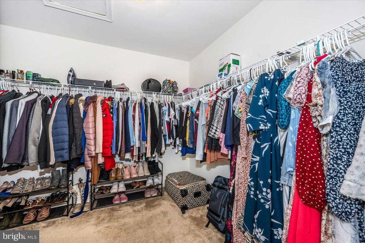 HAGERS CROSSING - Residential