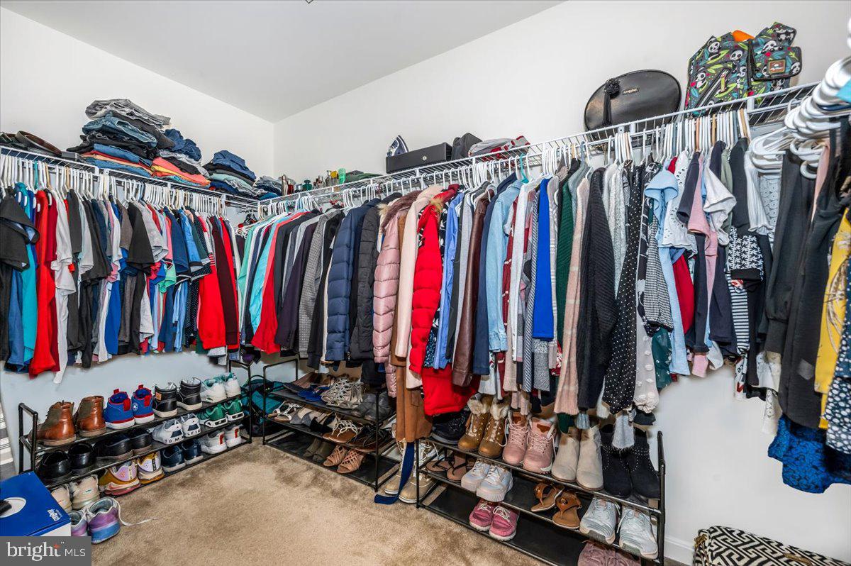 HAGERS CROSSING - Residential