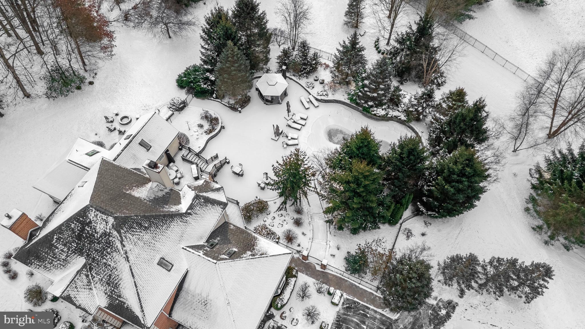 CEDAR CLIFF - Residential