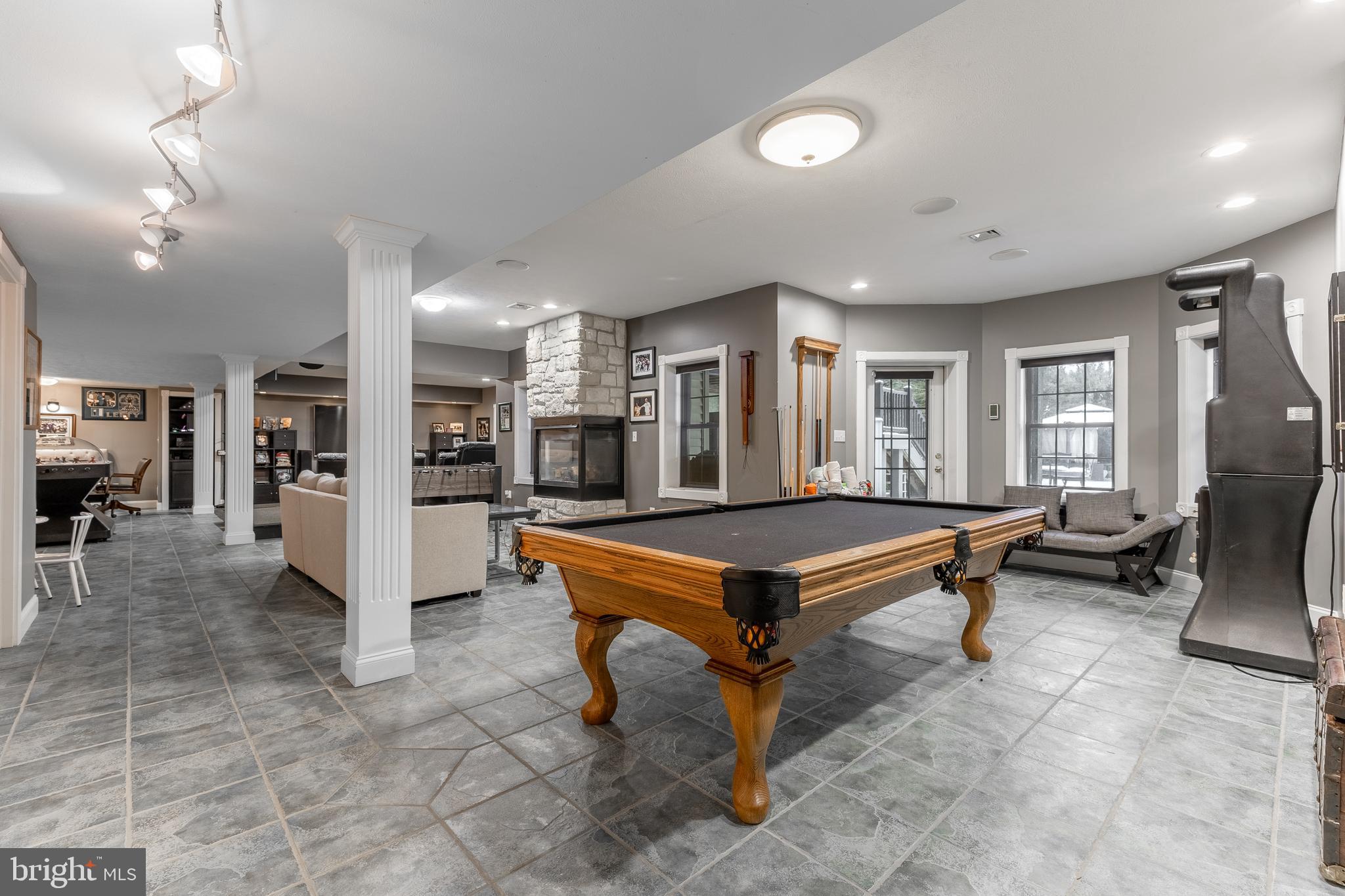 CEDAR CLIFF - Residential