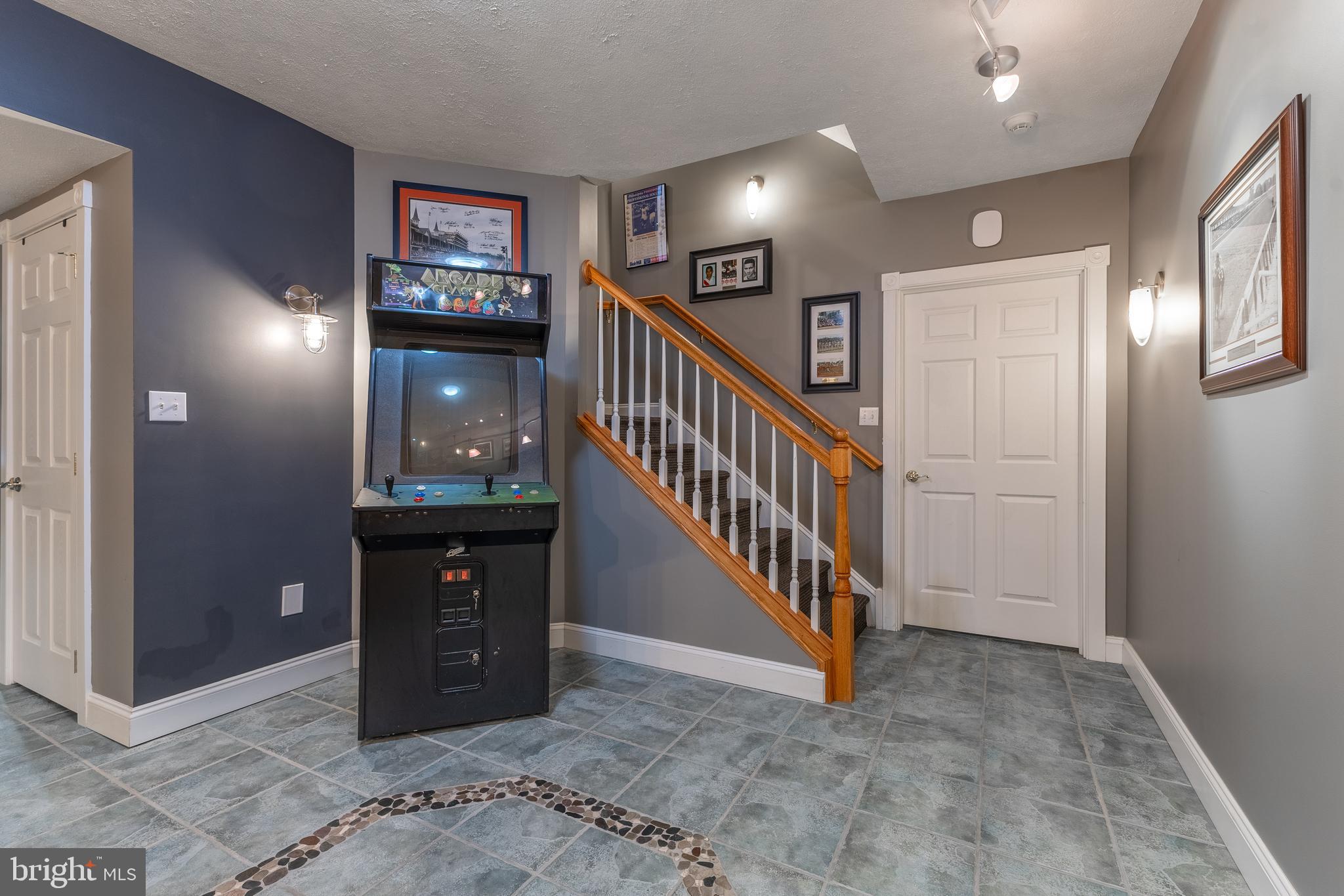 CEDAR CLIFF - Residential