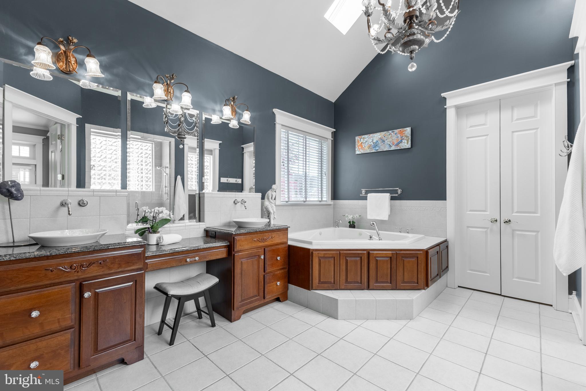 CEDAR CLIFF - Residential