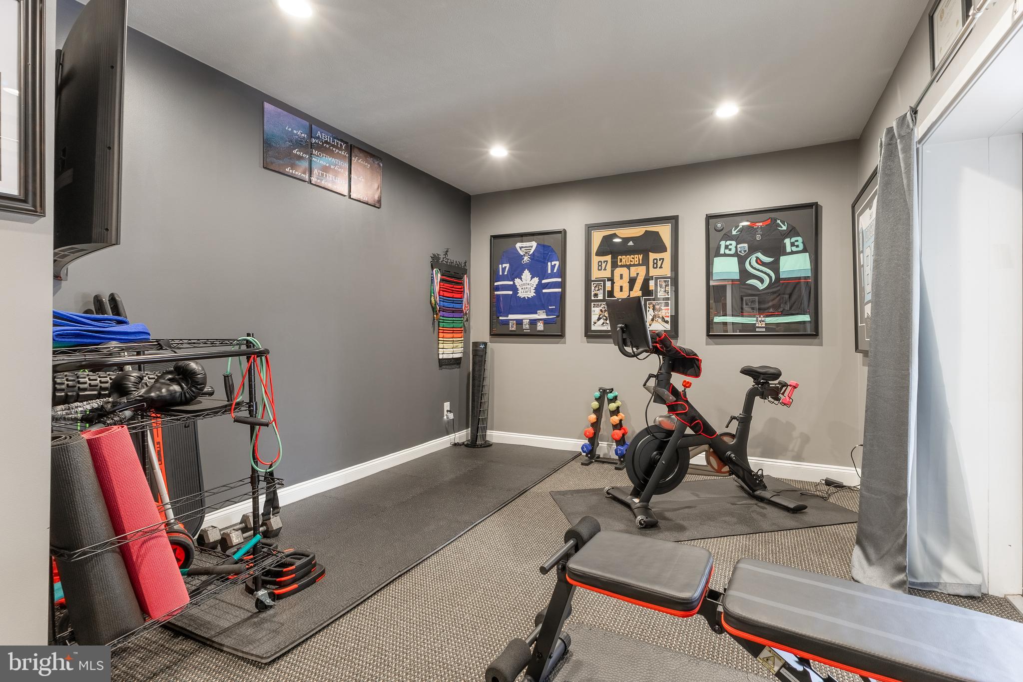 CEDAR CLIFF - Residential